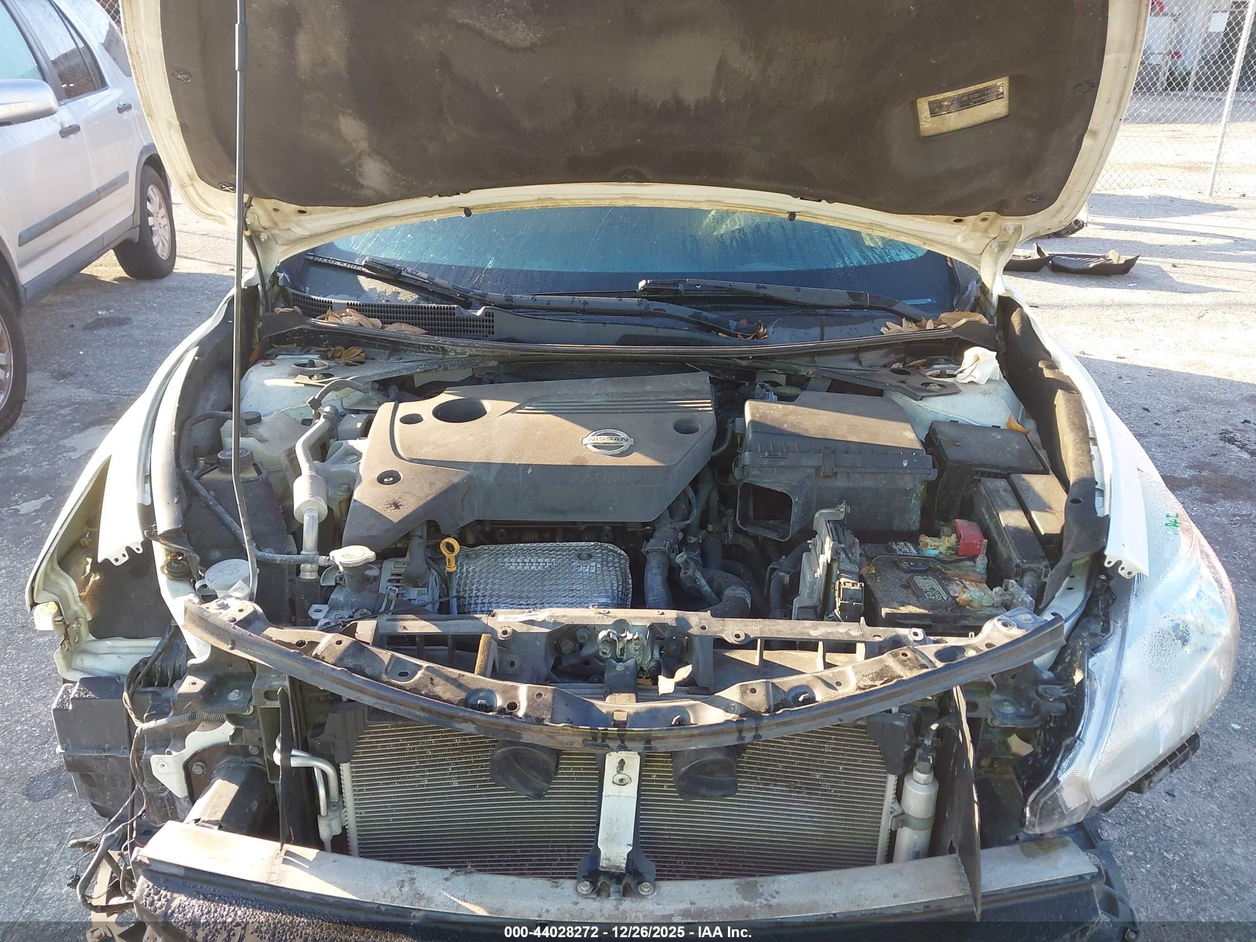 NISSAN ALTIMA image 10