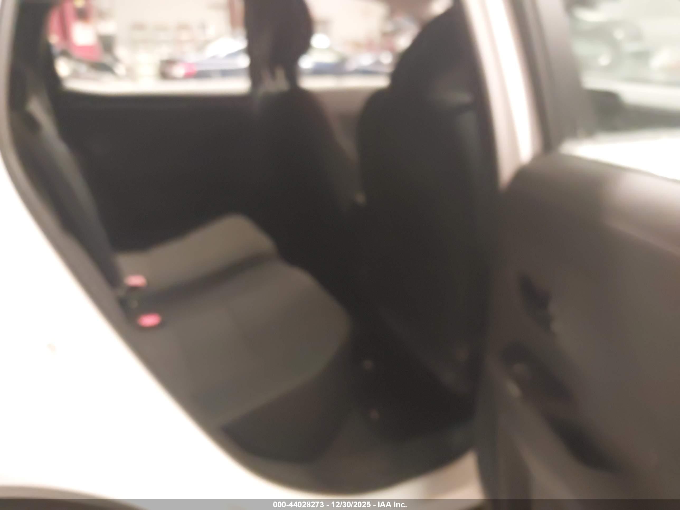 NISSAN KICKS image 8