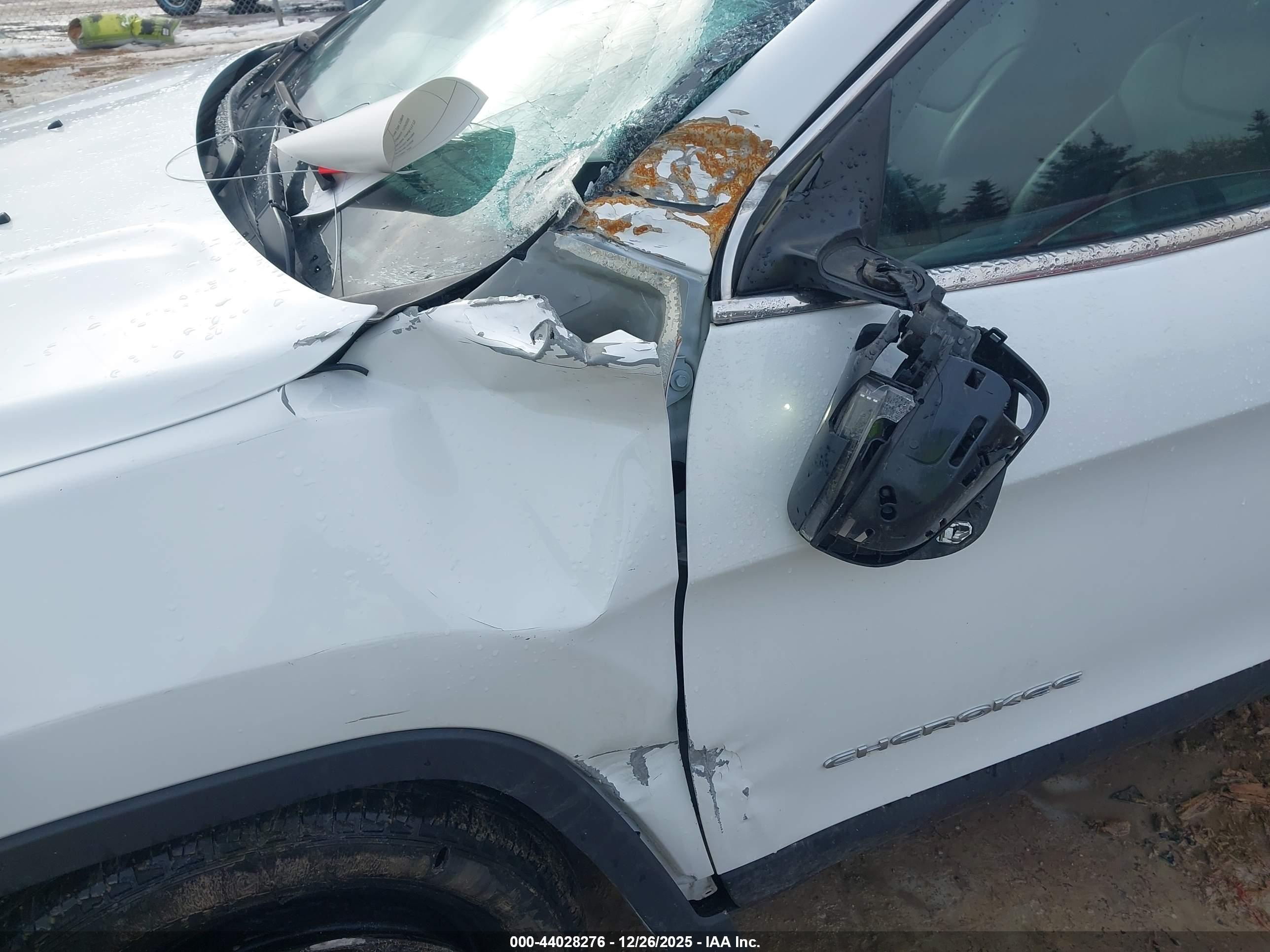 JEEP CHEROKEE image 6