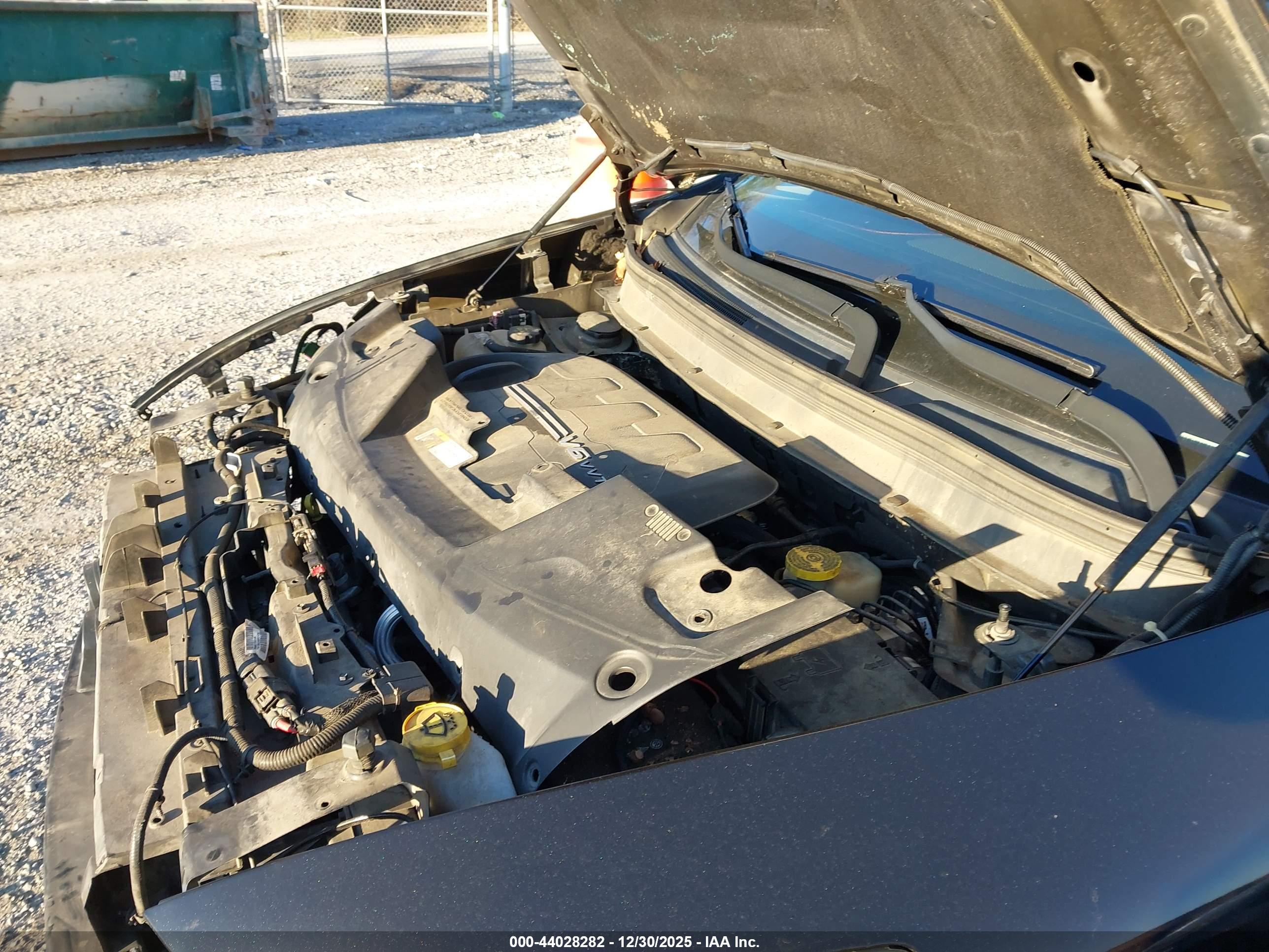 JEEP CHEROKEE image 10