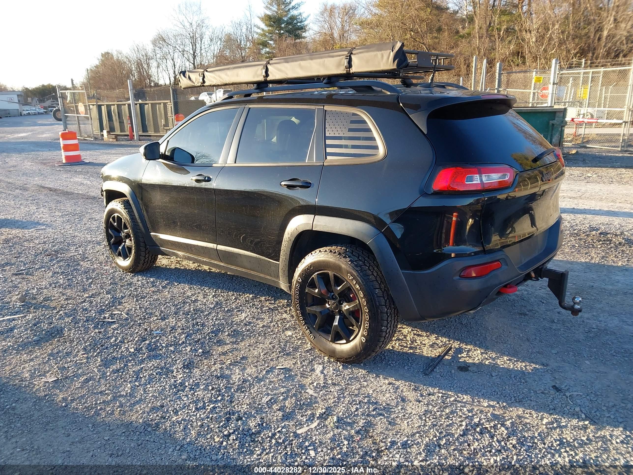 JEEP CHEROKEE image 3