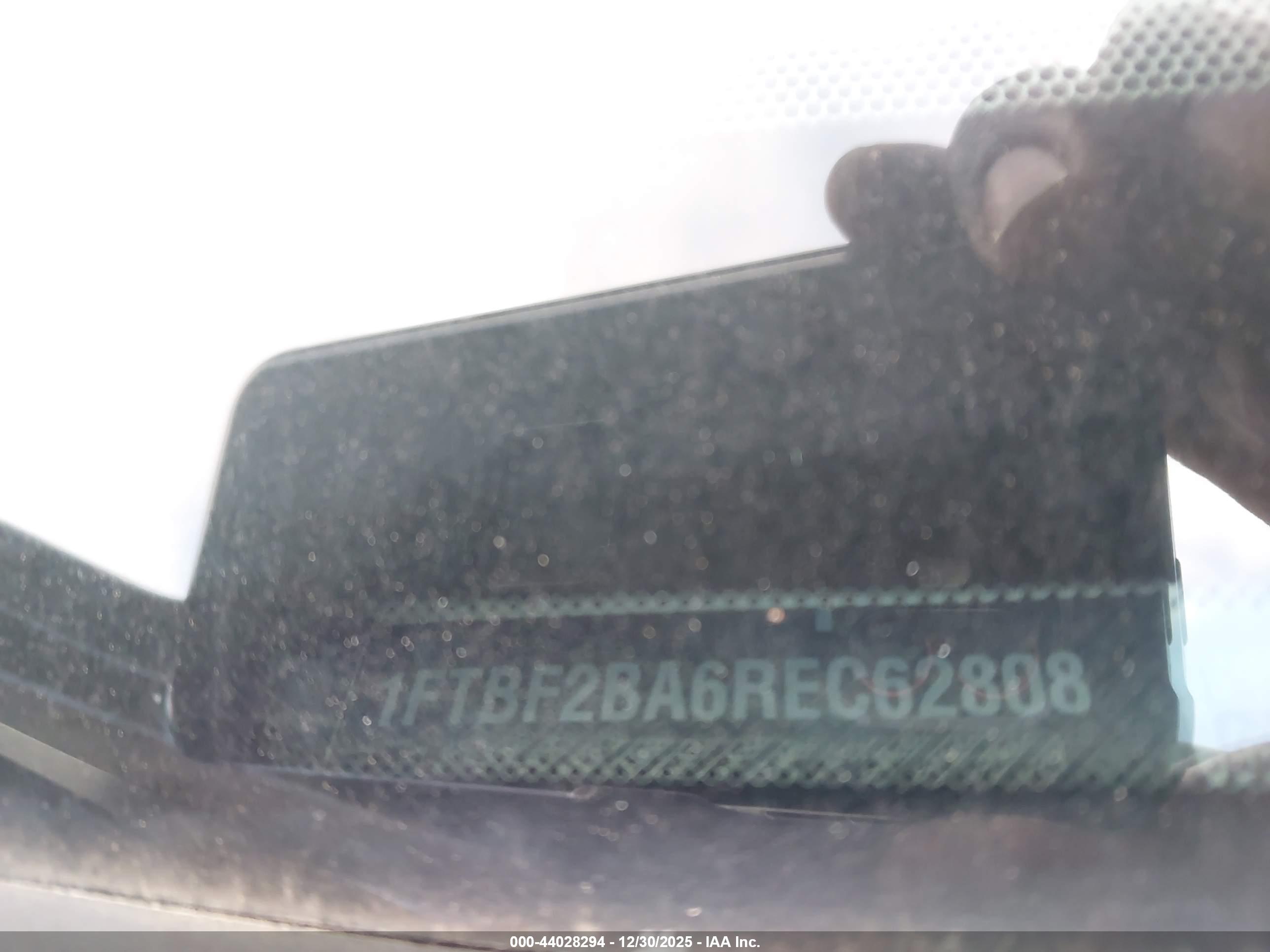 FORD F-250 image 9