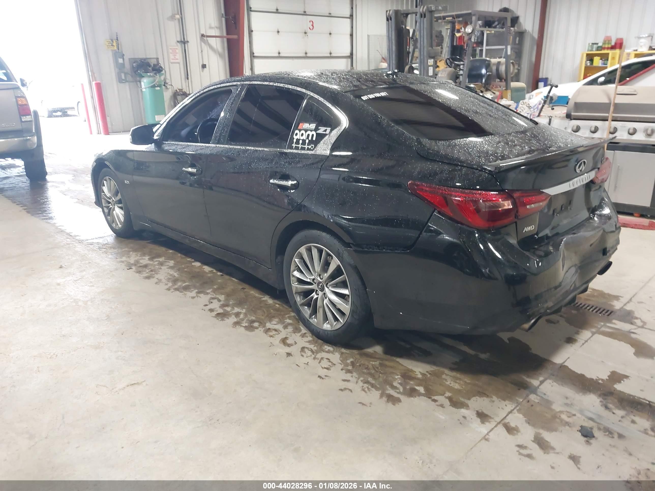 INFINITI Q50 image 3