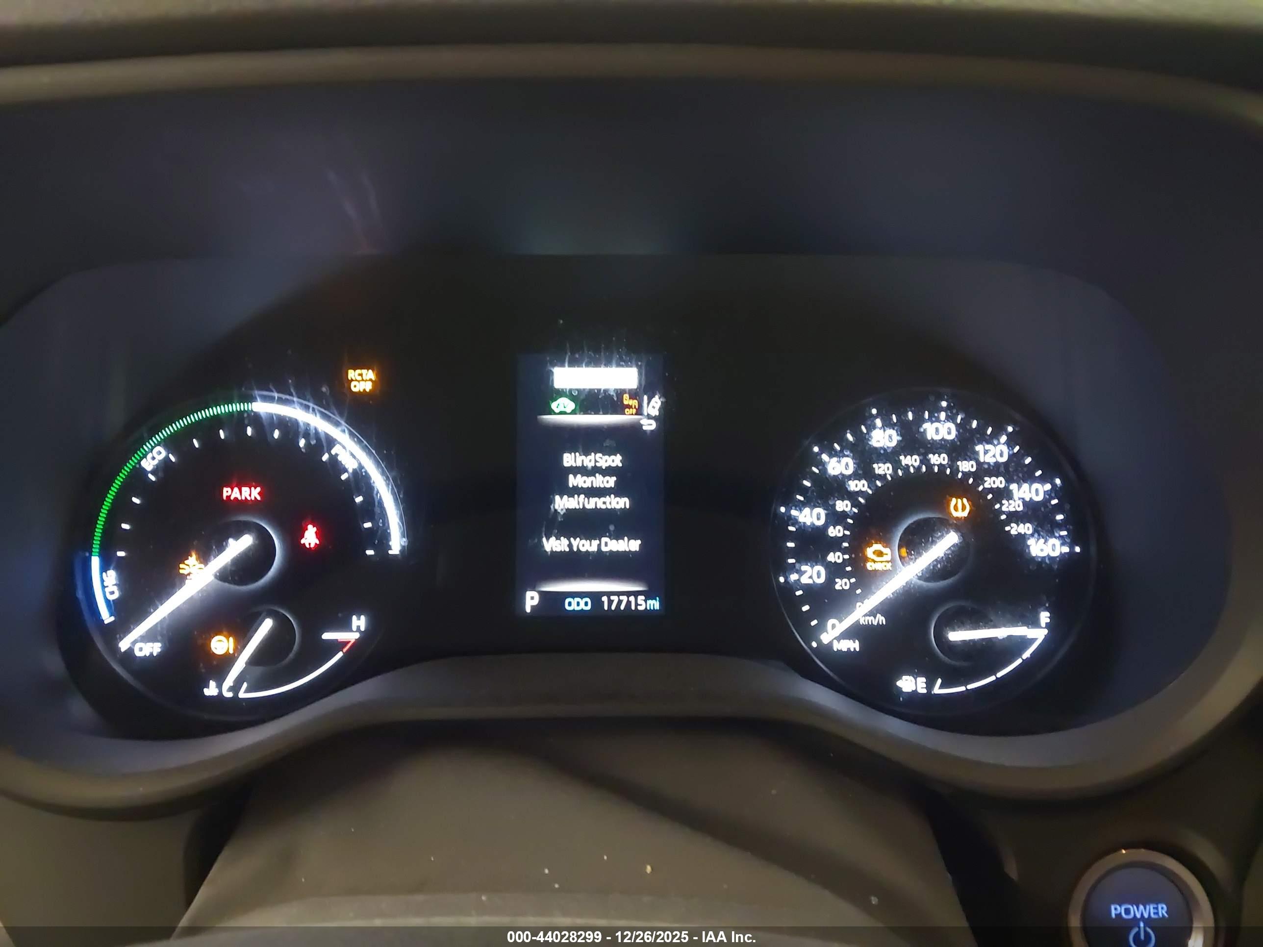 TOYOTA SIENNA image 7