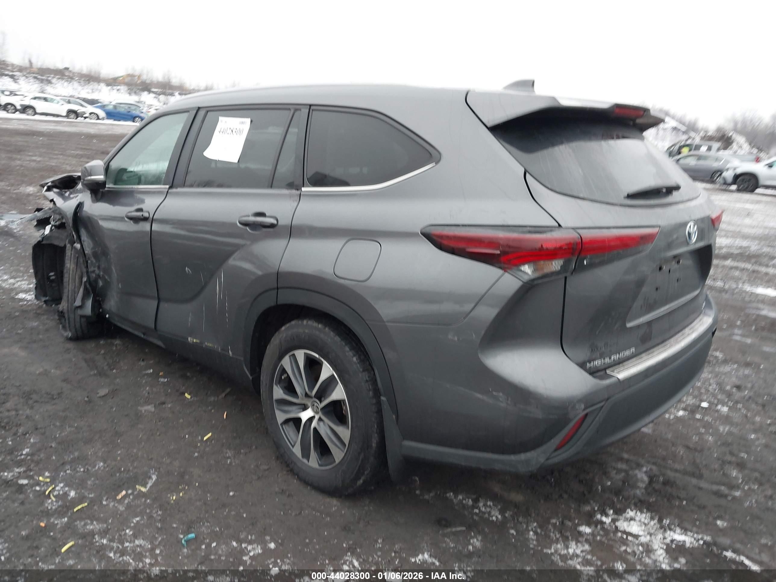TOYOTA HIGHLANDER image 3