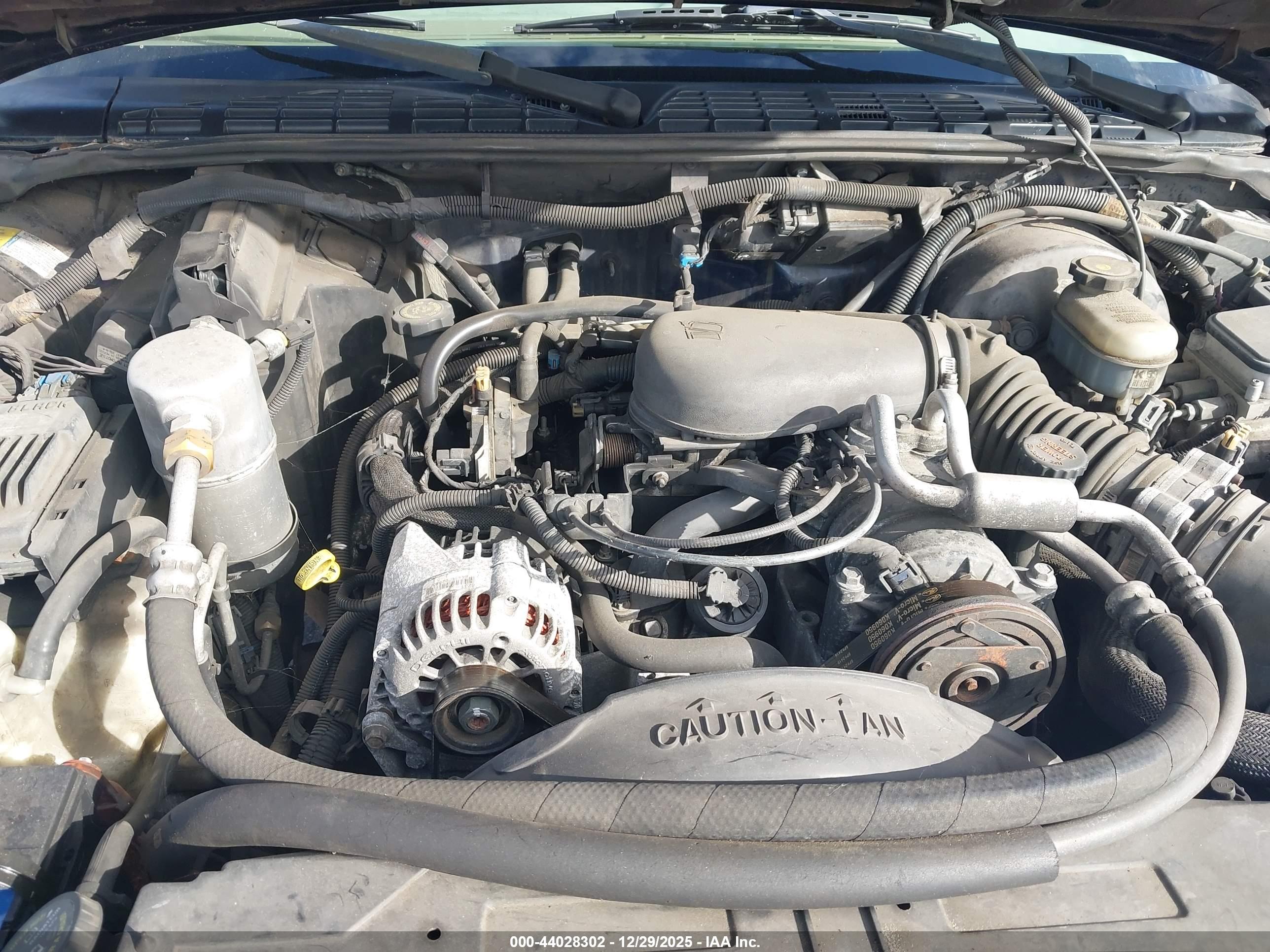 CHEVROLET BLAZER image 10
