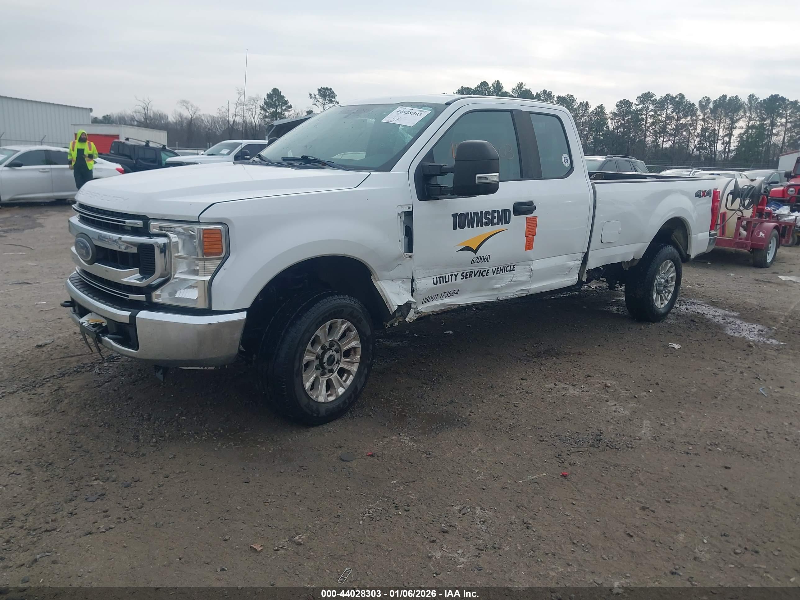 FORD F-250 image 2