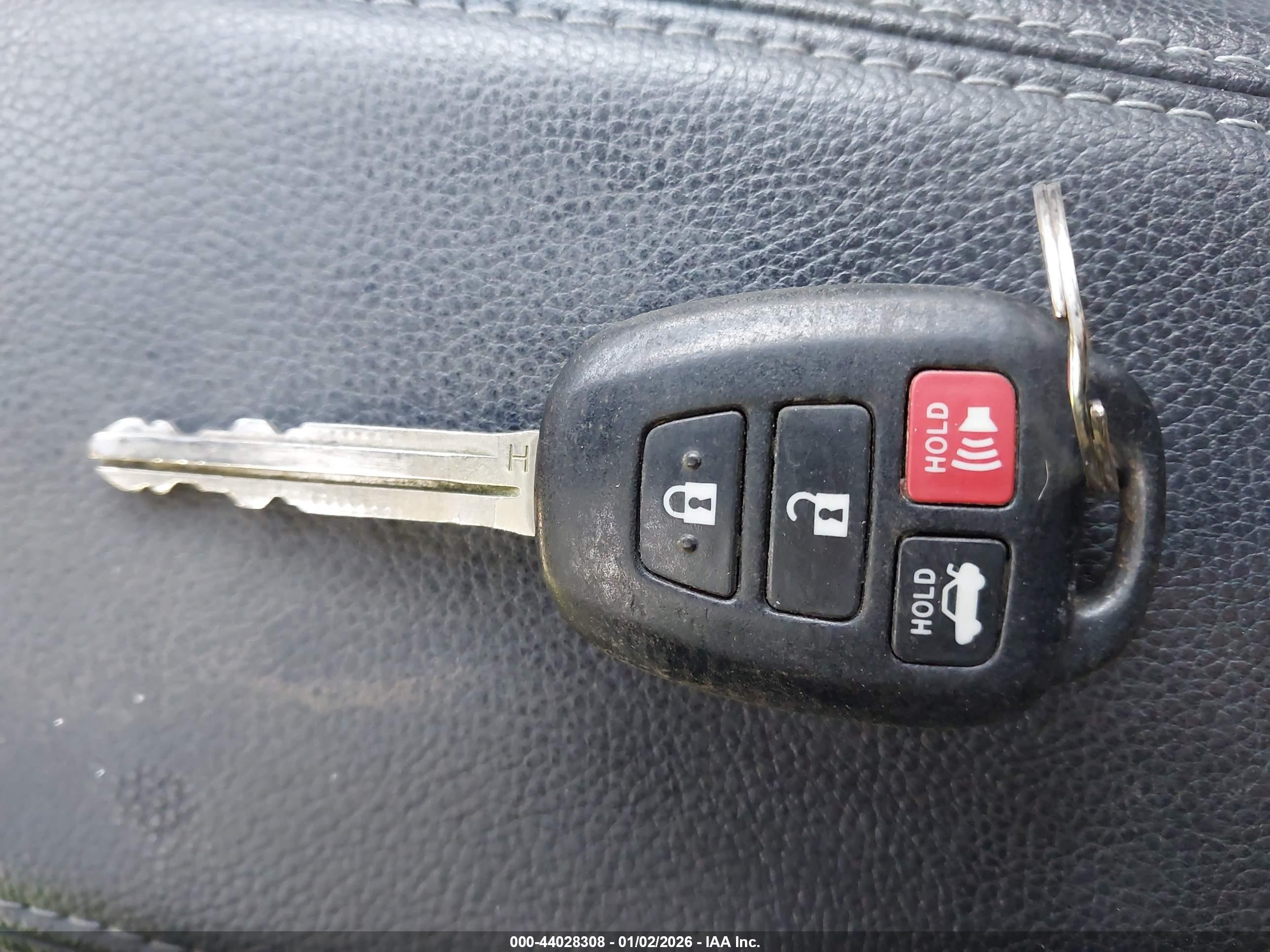 TOYOTA COROLLA image 11