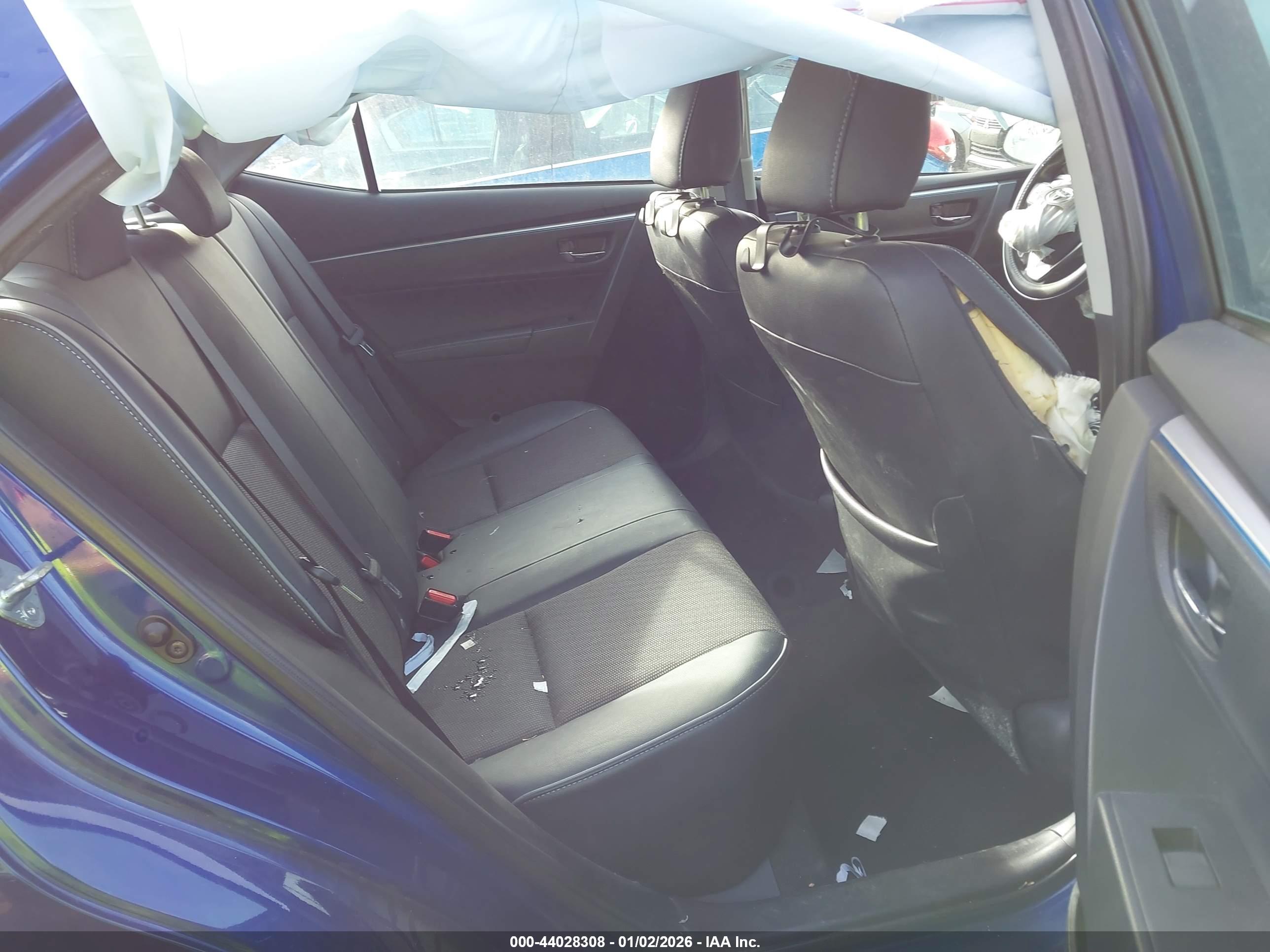 TOYOTA COROLLA image 8