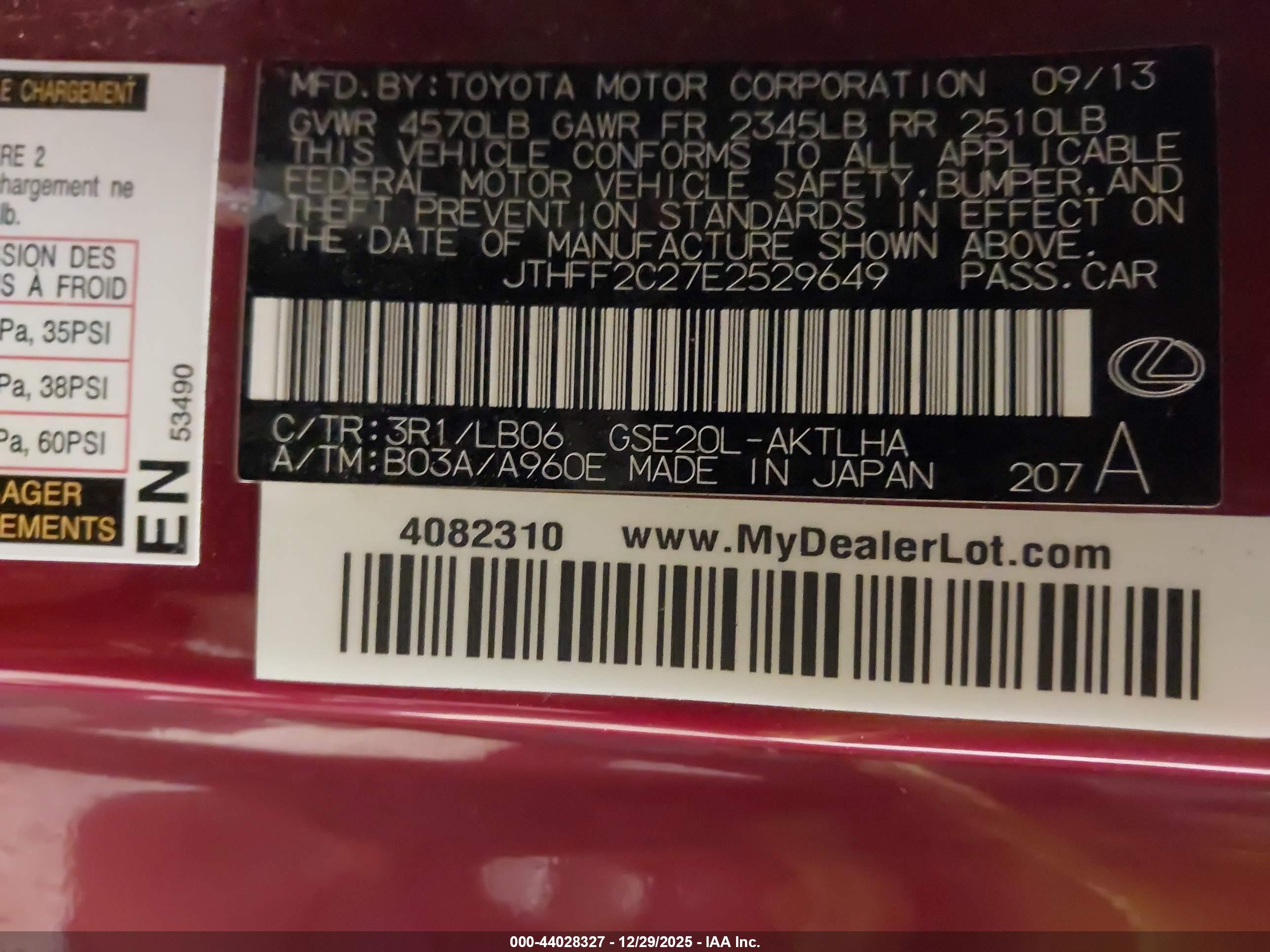 LEXUS IS image 9