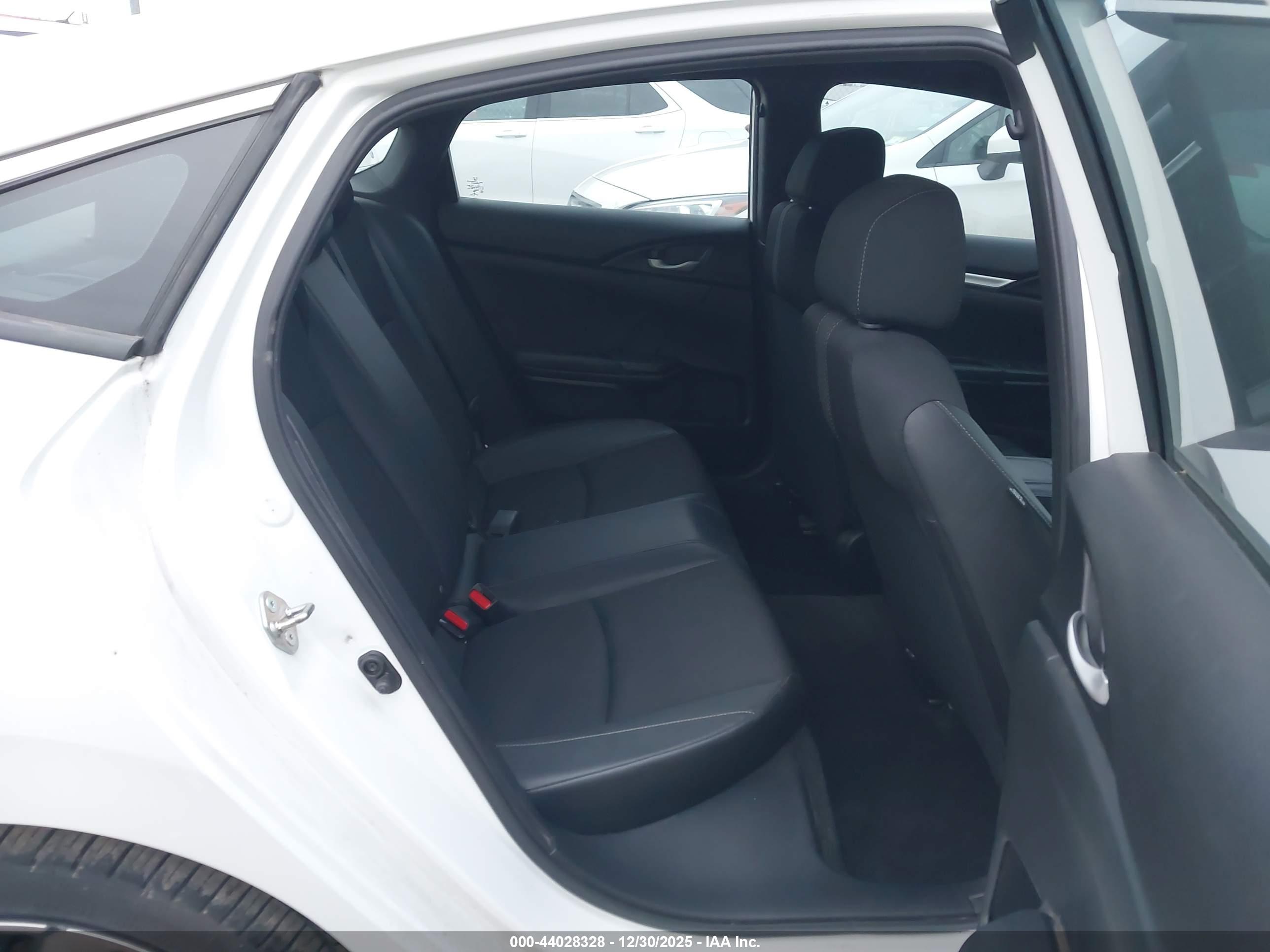 HONDA CIVIC image 8