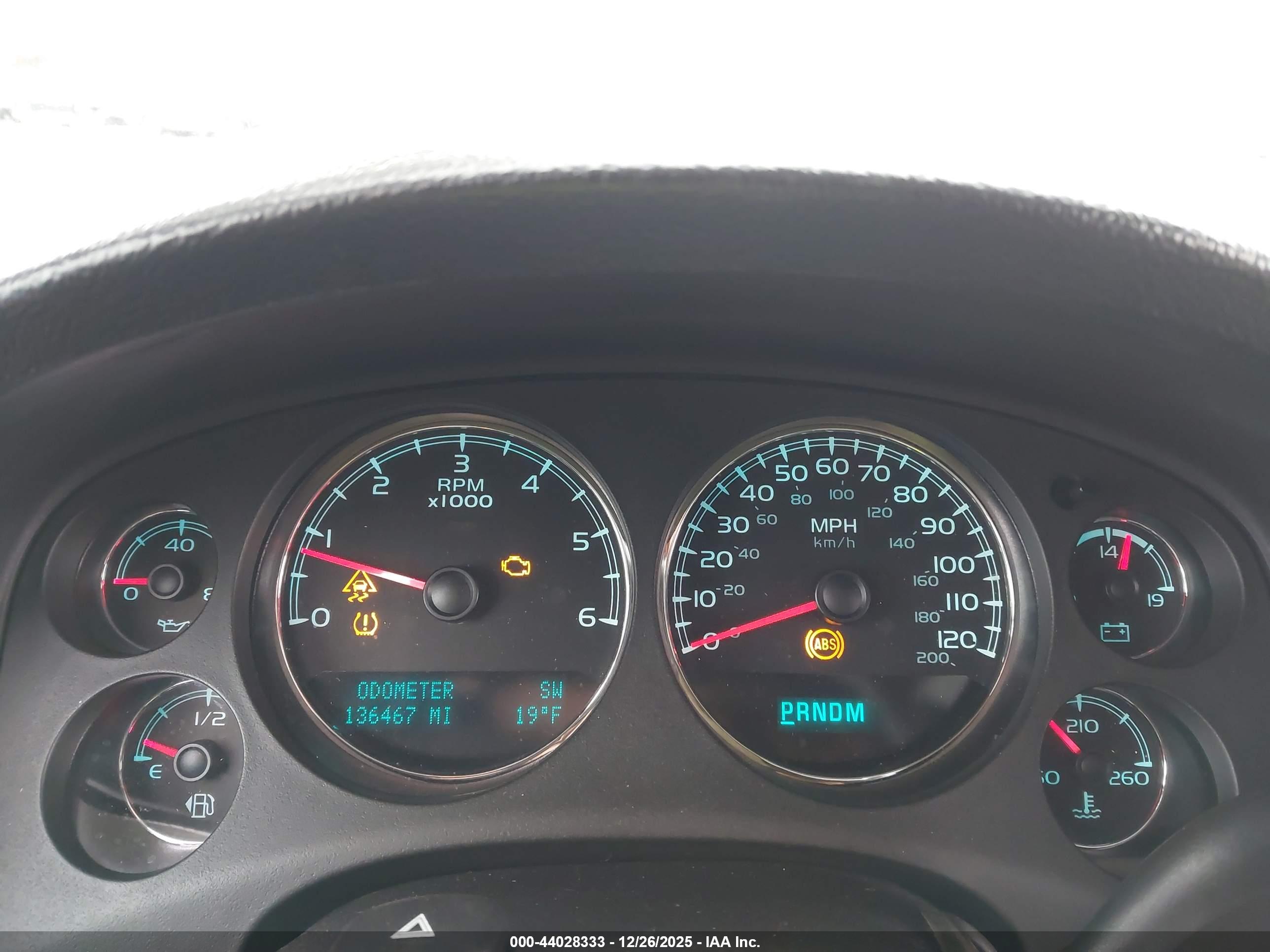 GMC YUKON image 7