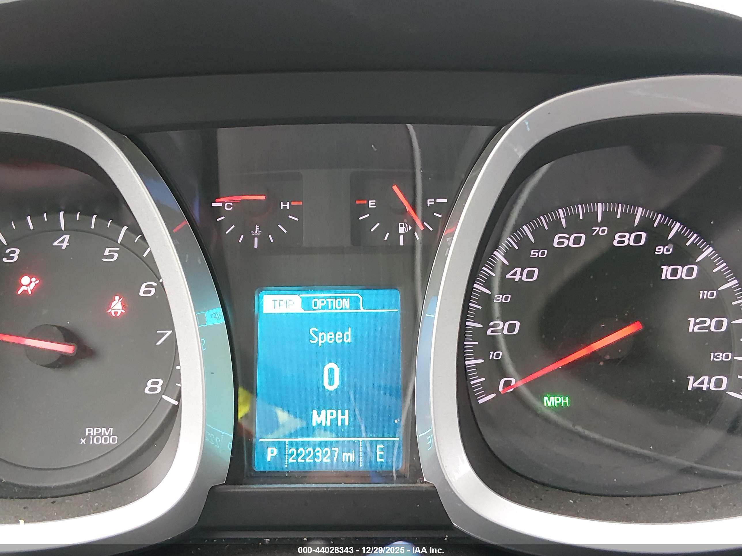 CHEVROLET EQUINOX image 7