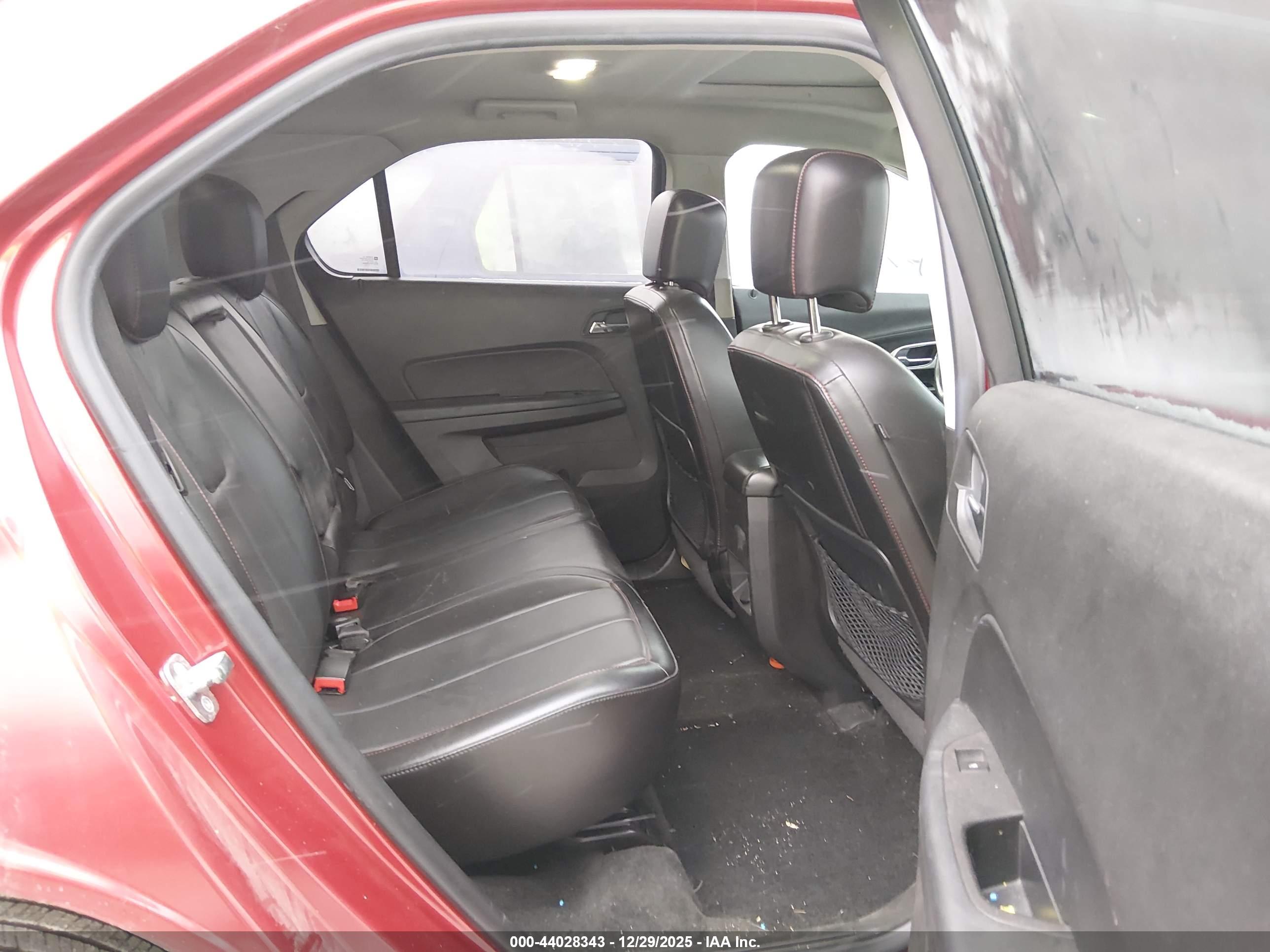 CHEVROLET EQUINOX image 8