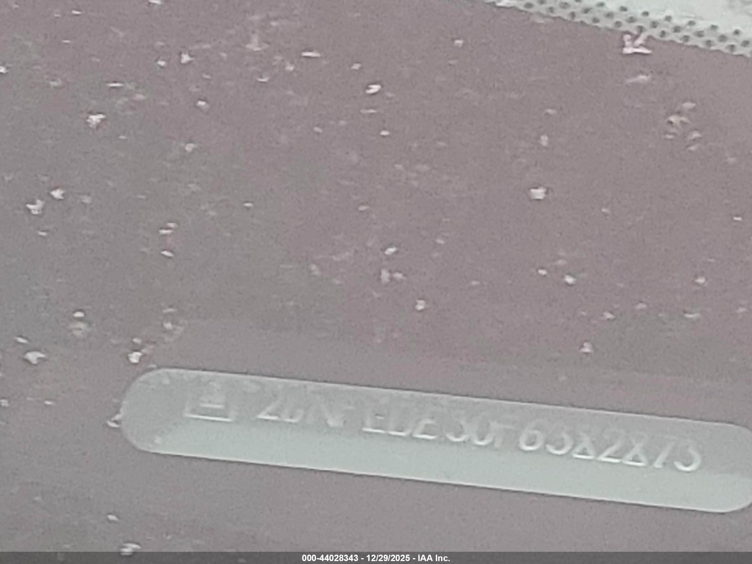 CHEVROLET EQUINOX image 9