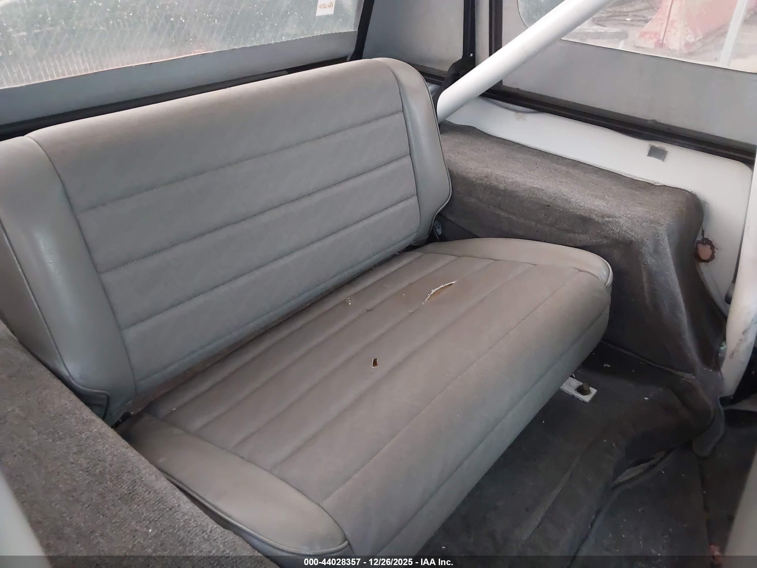 JEEP WRANGLER image 8
