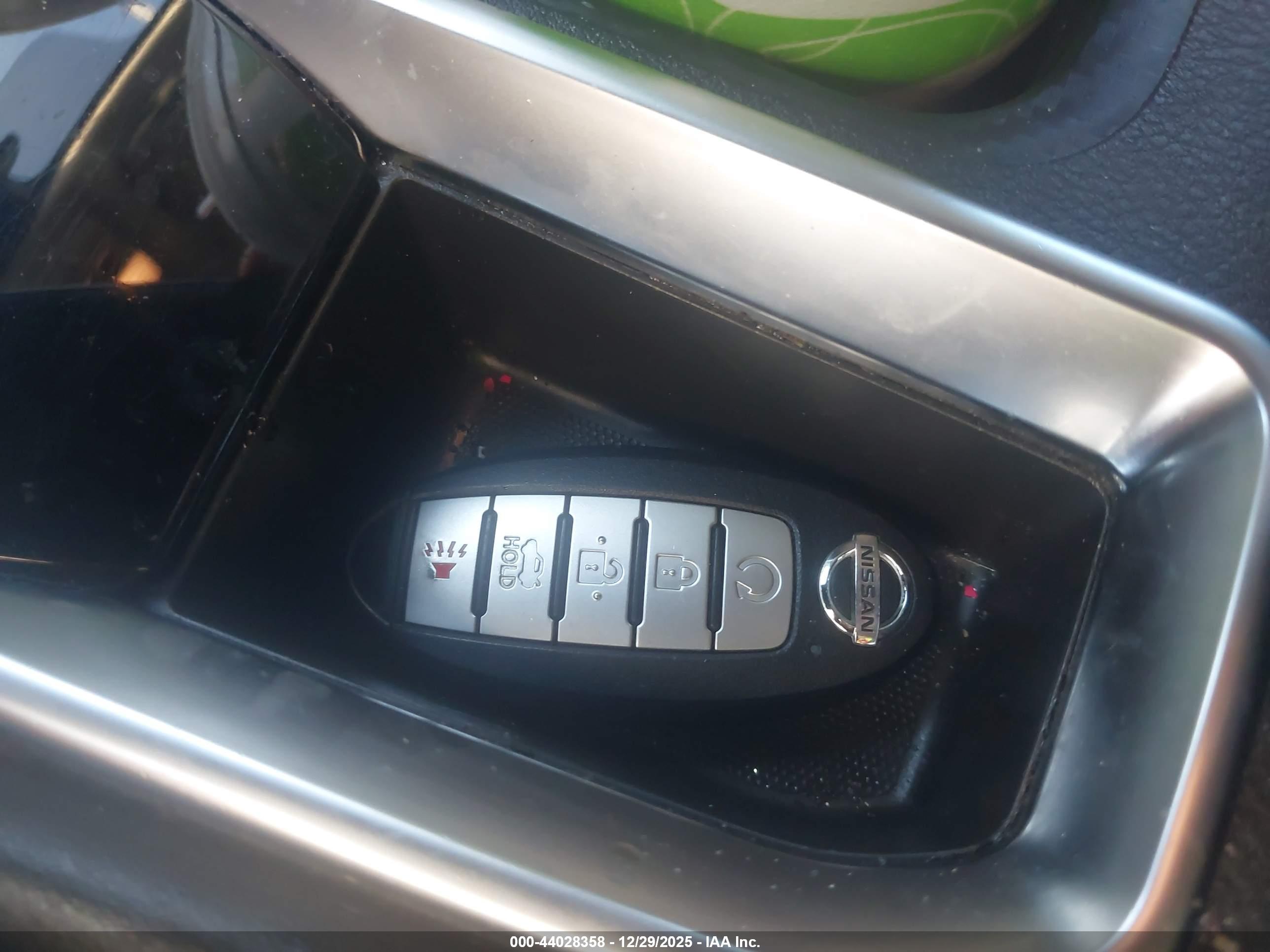 NISSAN SENTRA image 11