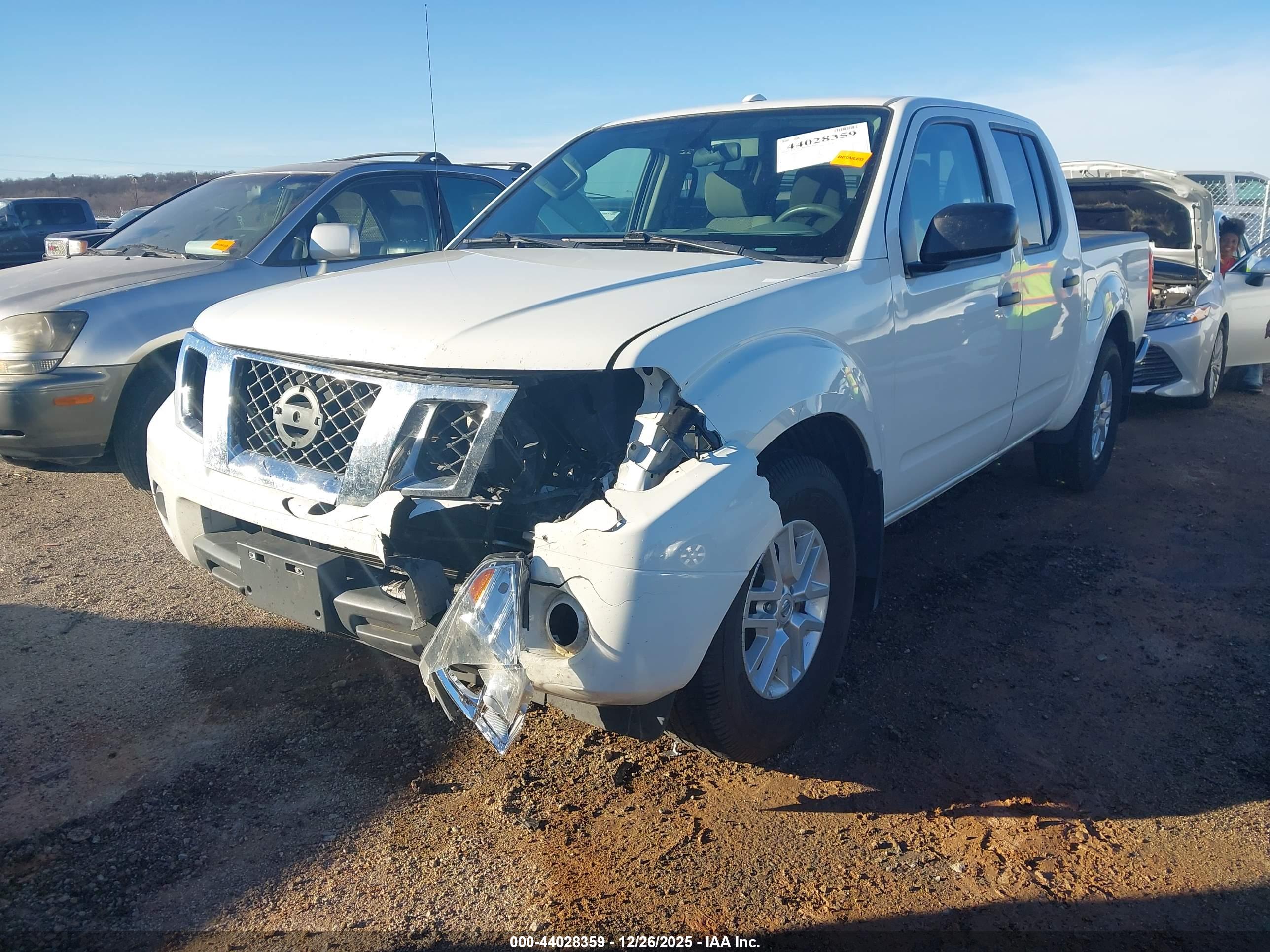 NISSAN FRONTIER image 6