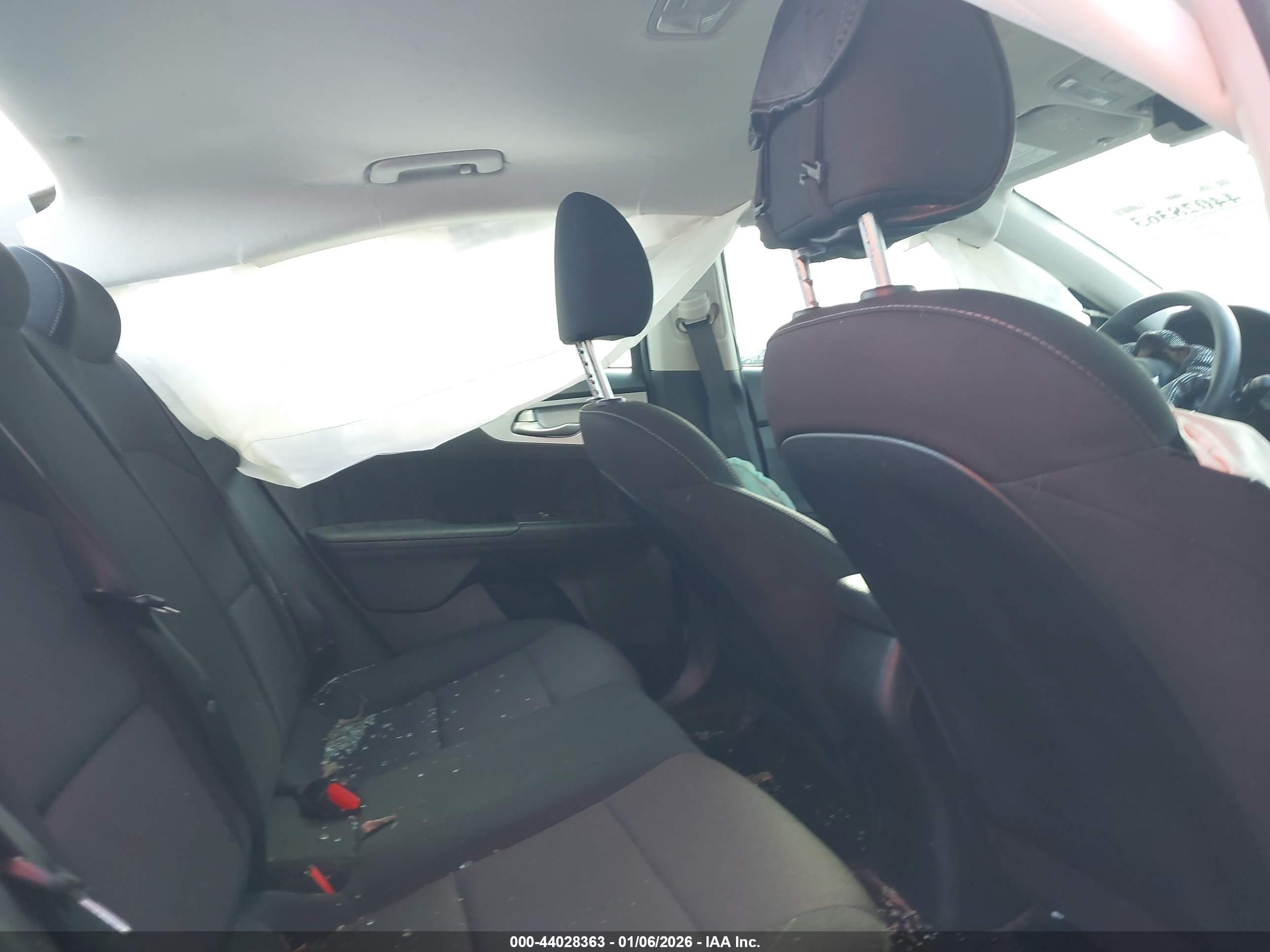 KIA FORTE image 8