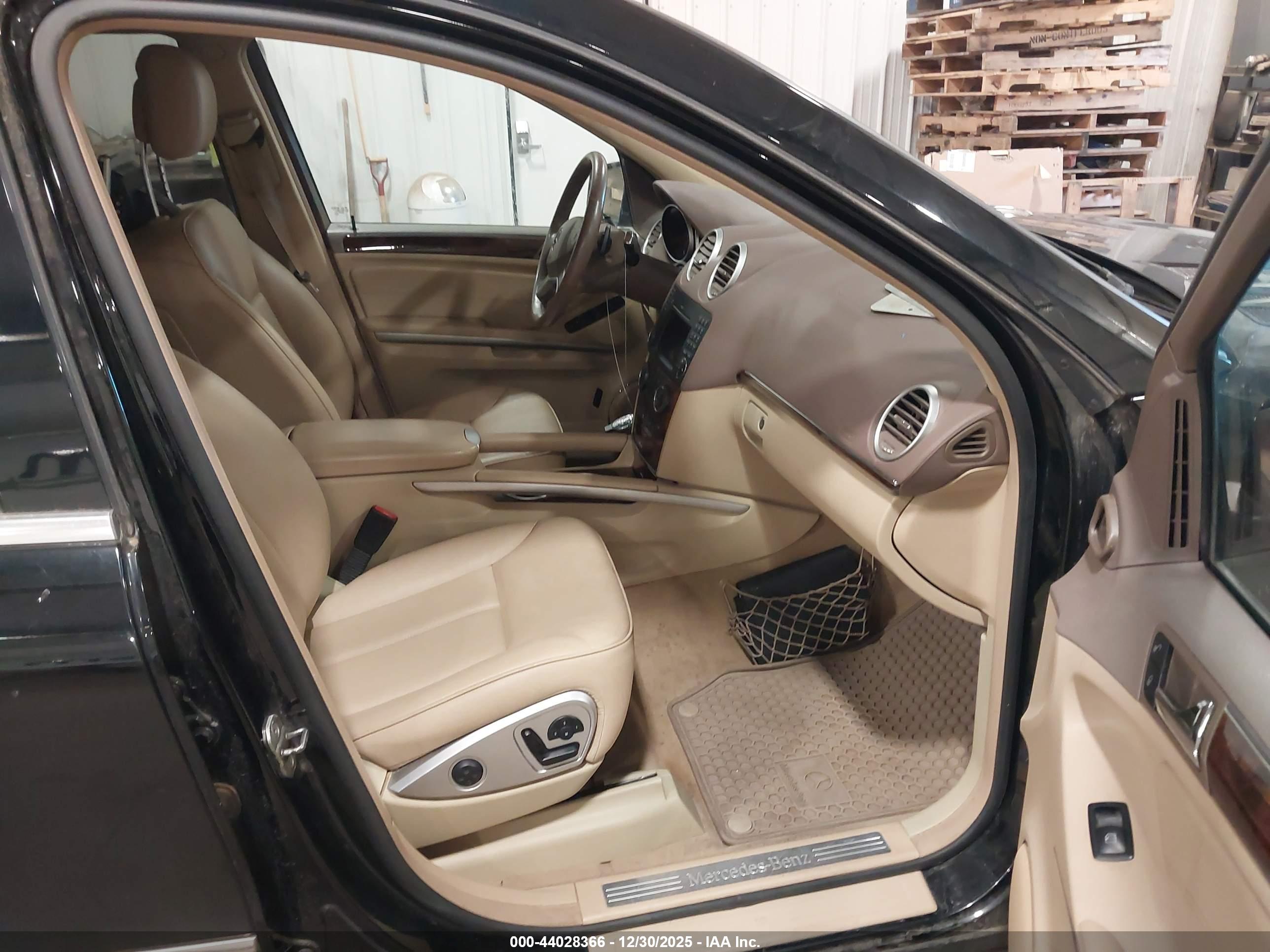 MERCEDES-BENZ GL image 5