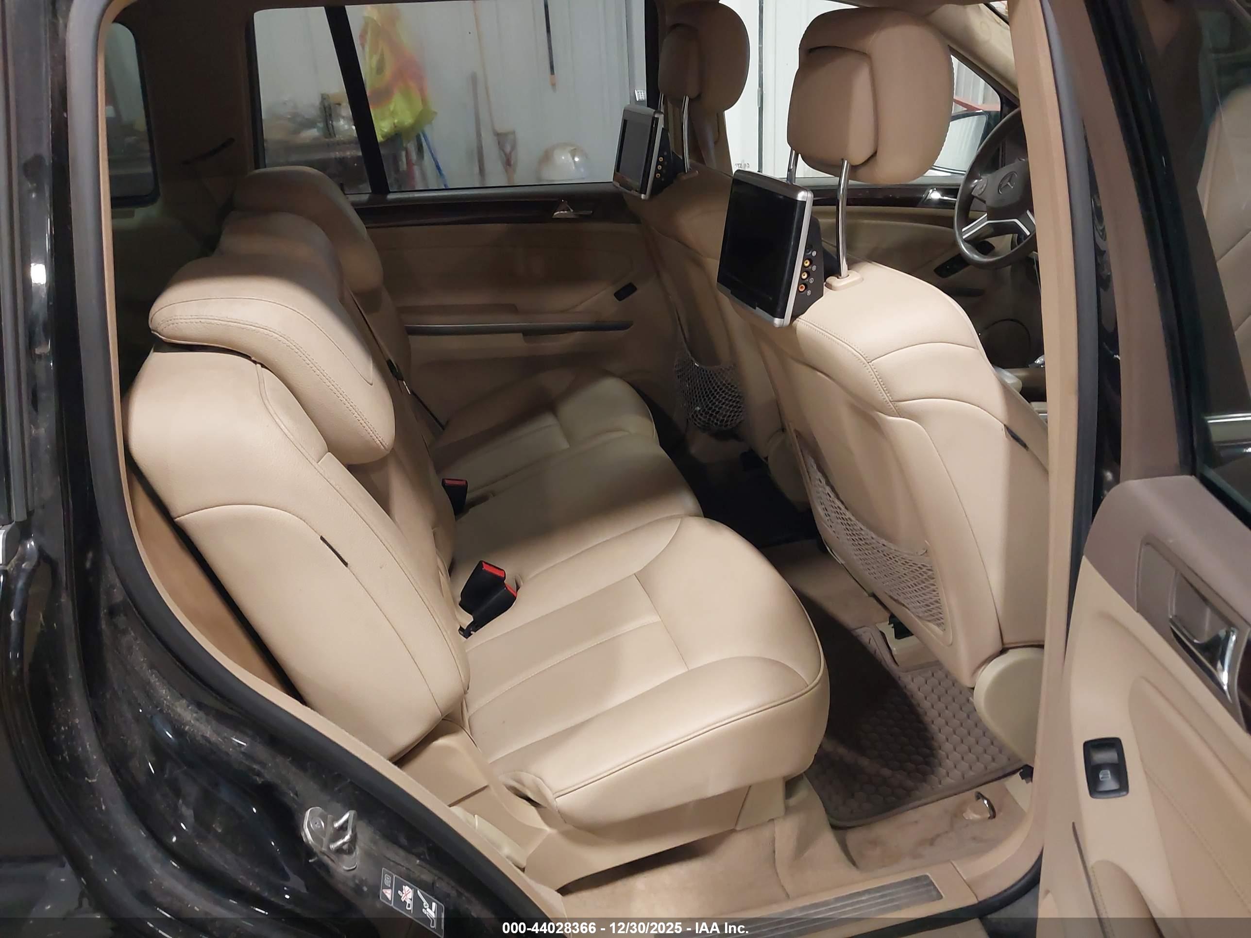 MERCEDES-BENZ GL image 8
