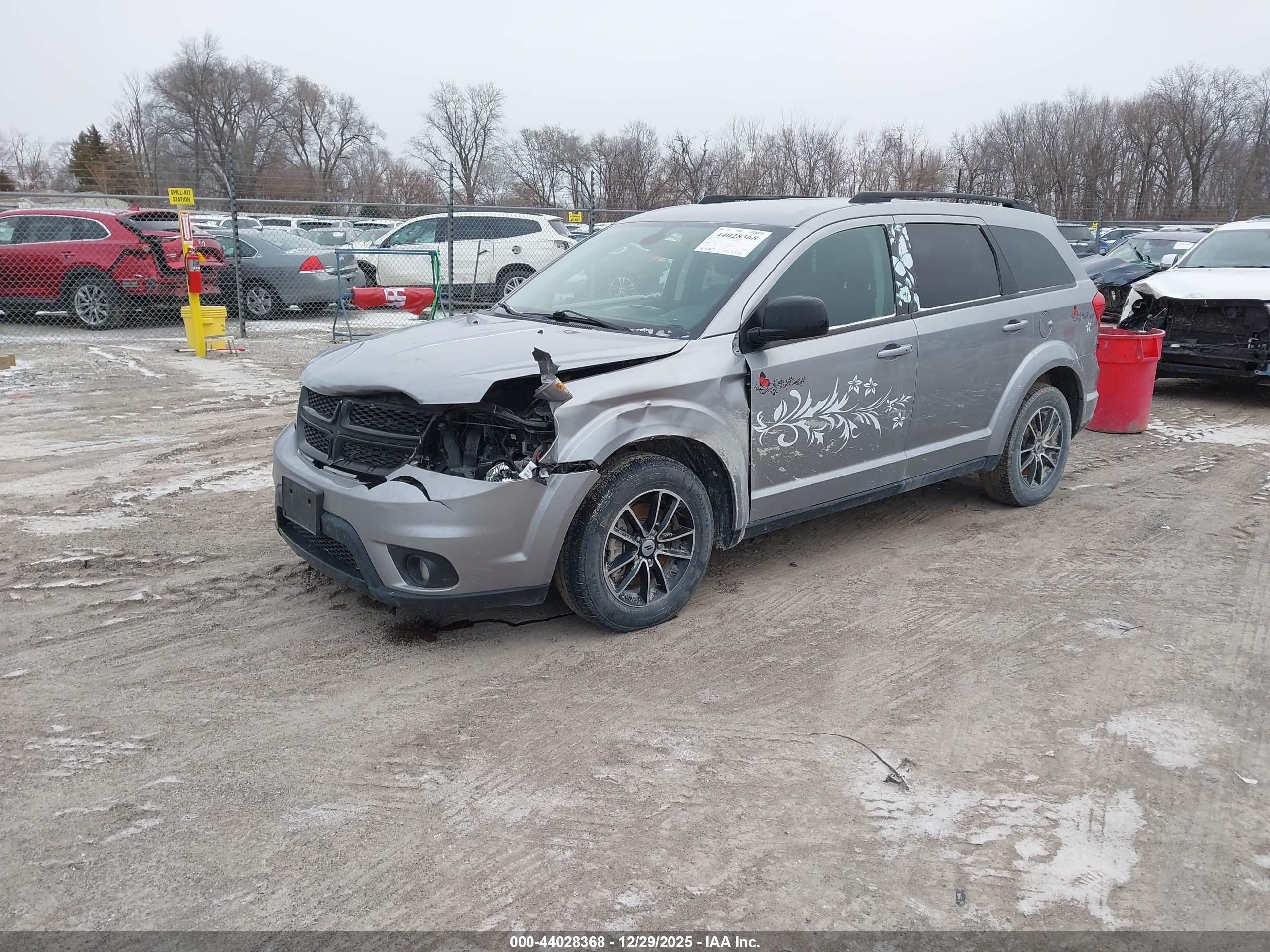 DODGE JOURNEY image 2