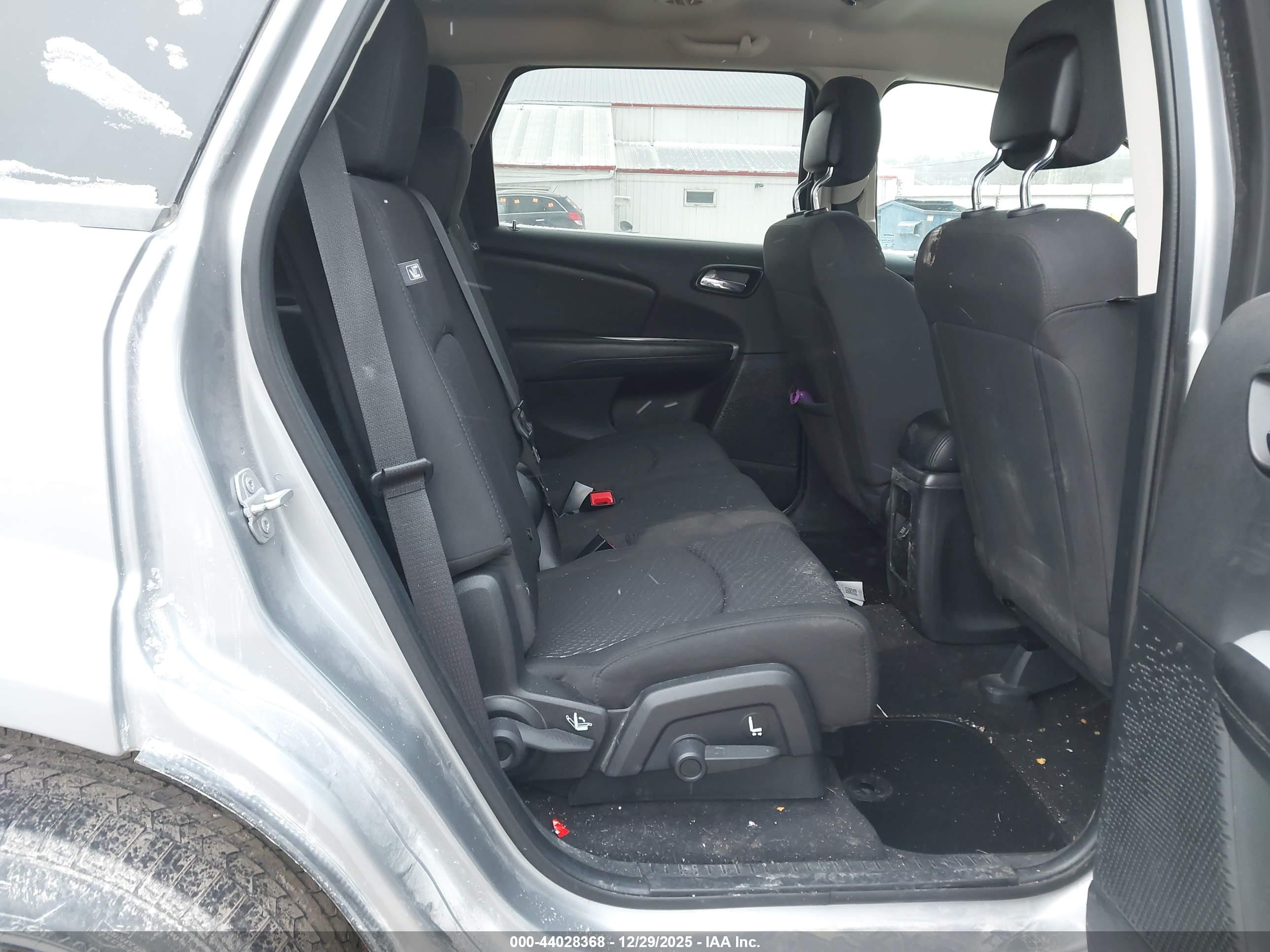 DODGE JOURNEY image 8