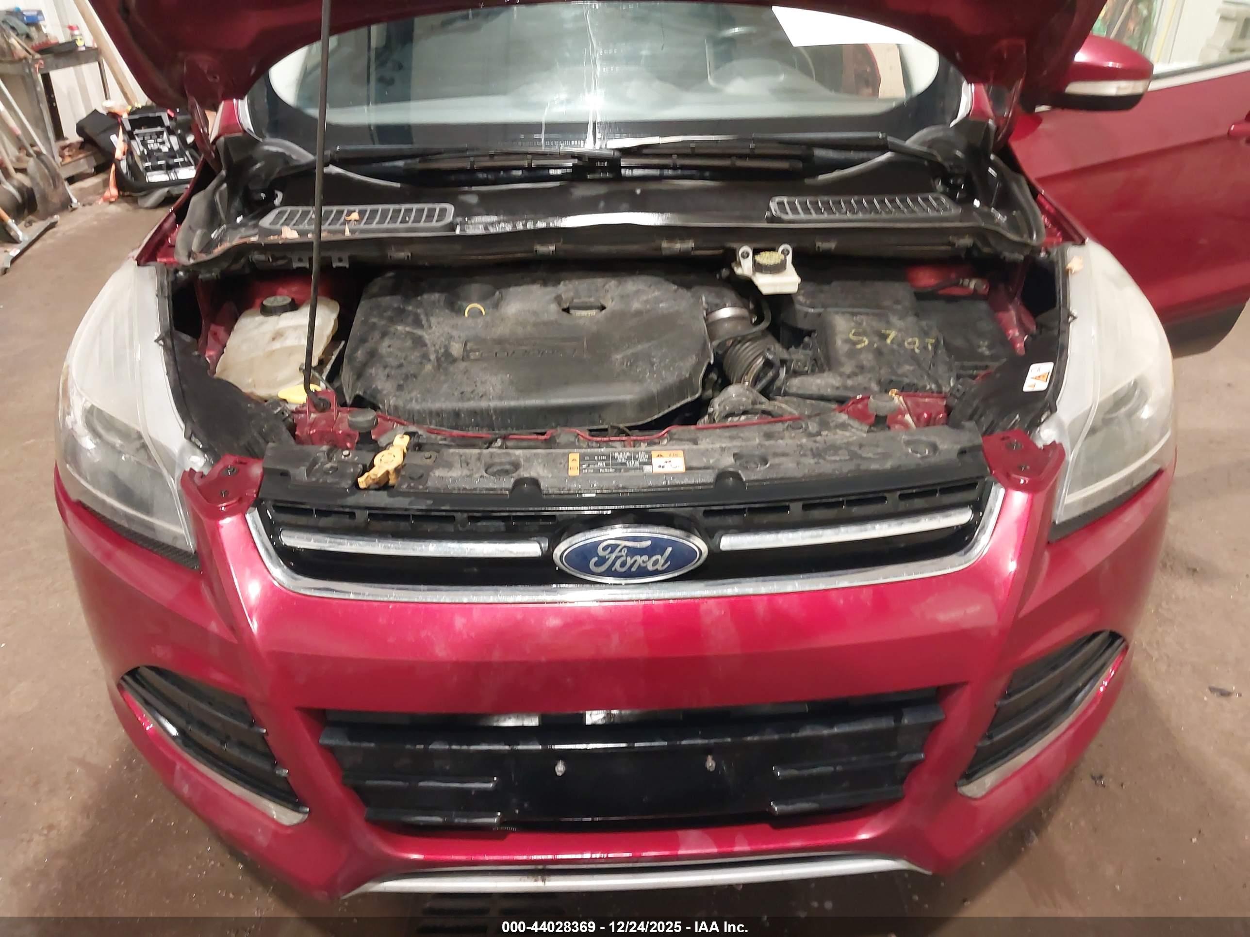 FORD ESCAPE image 10