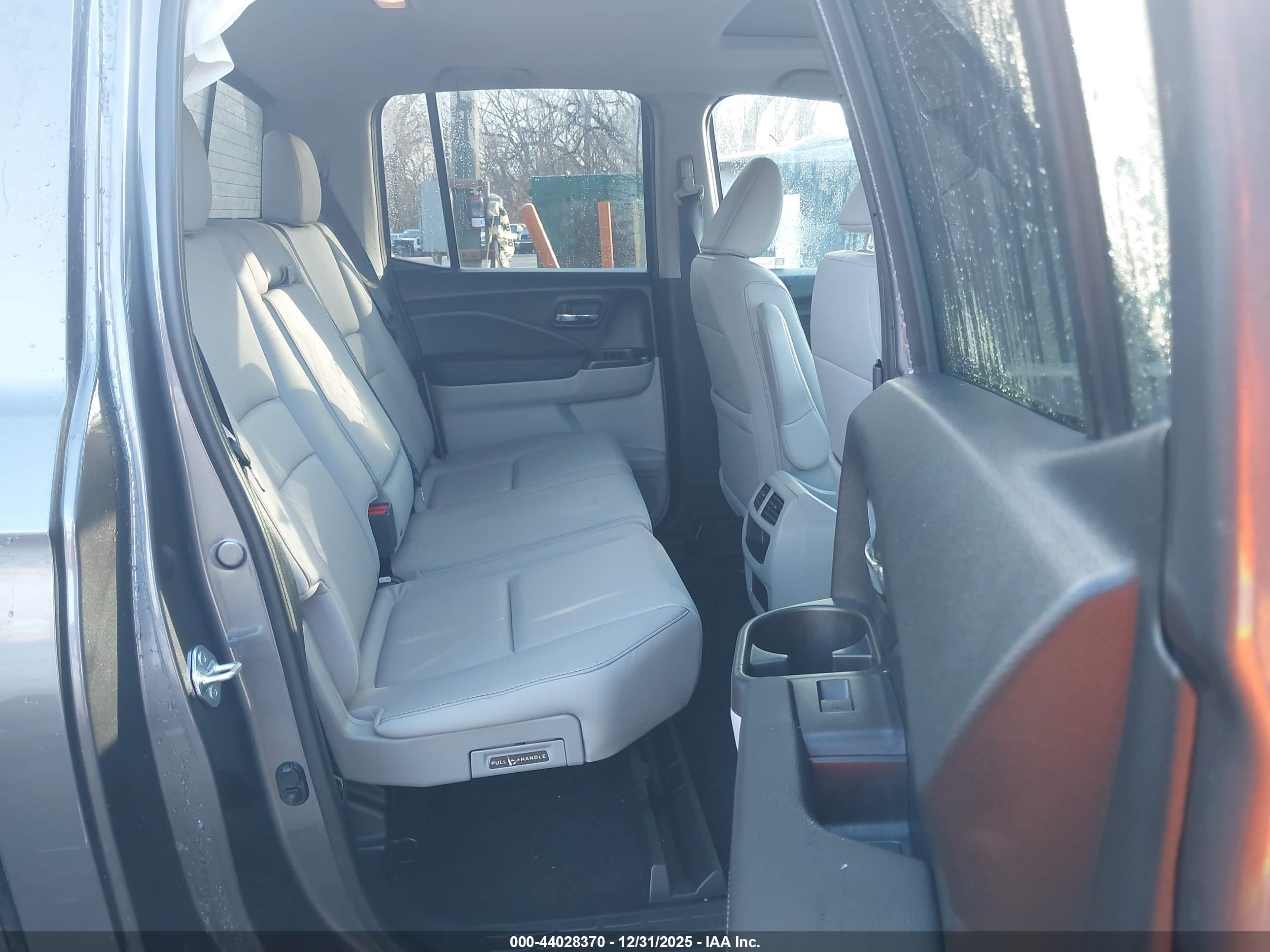 HONDA RIDGELINE image 8