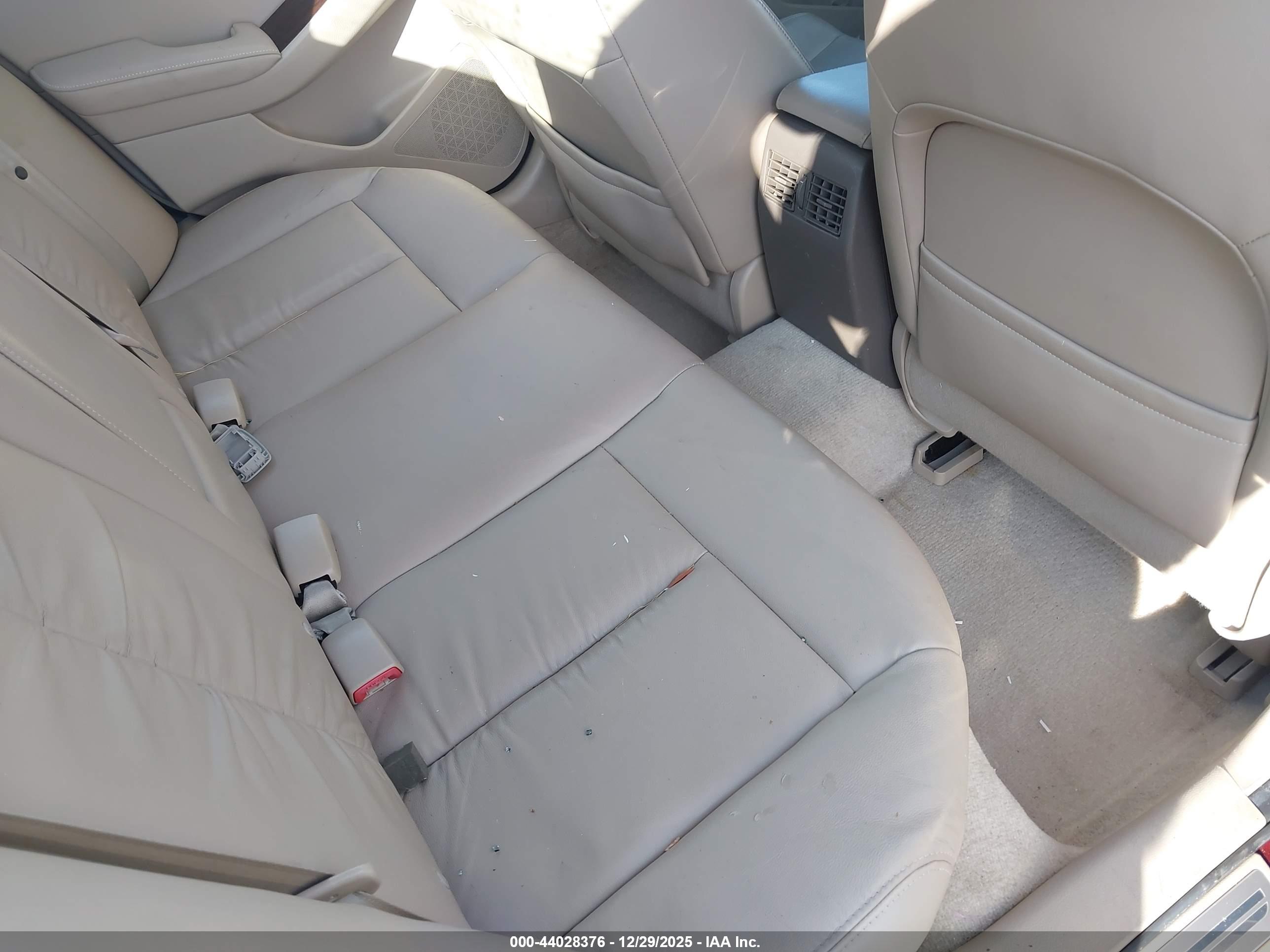 NISSAN ALTIMA image 8