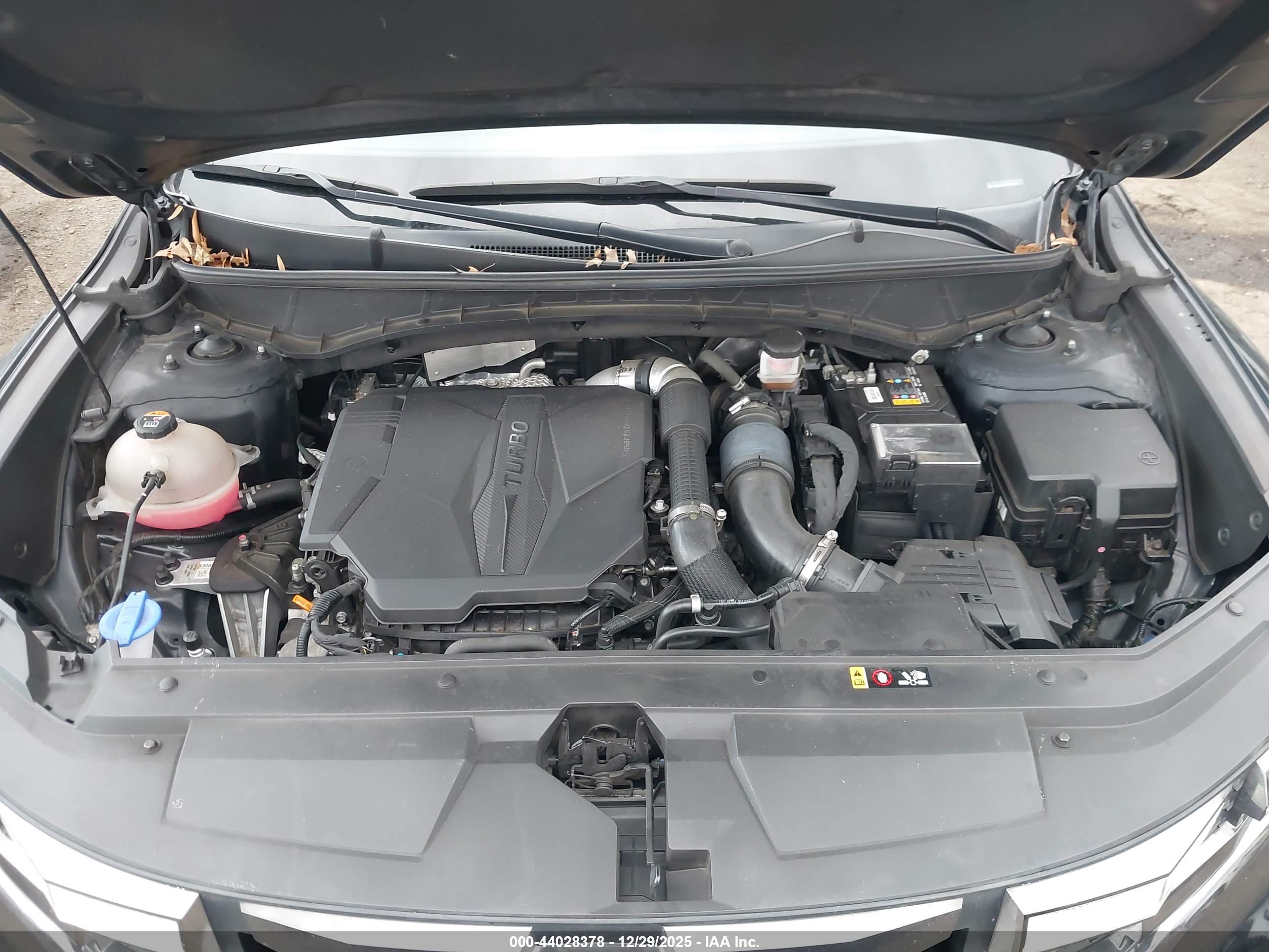 HYUNDAI SANTA image 10