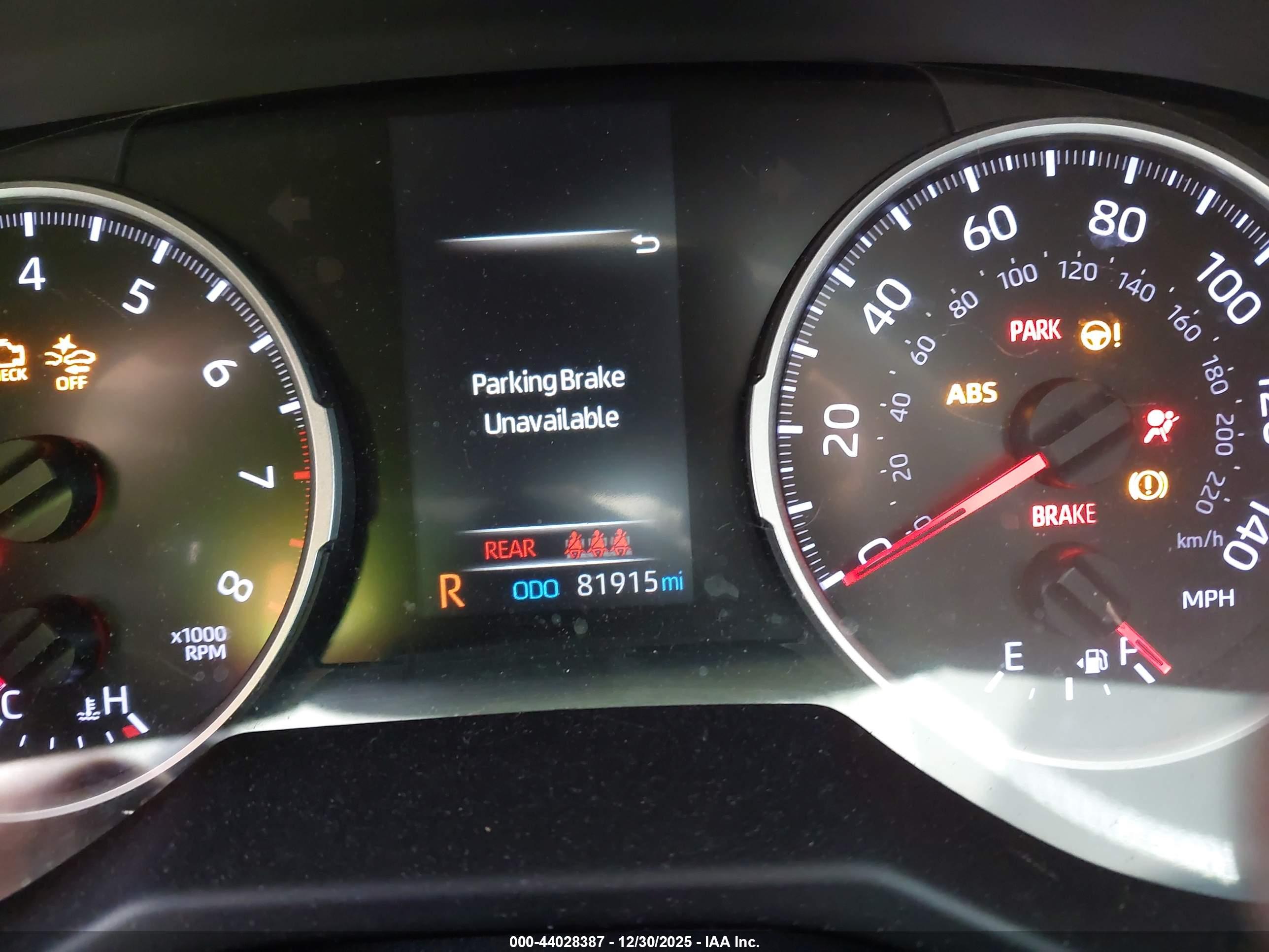 TOYOTA RAV4 image 7