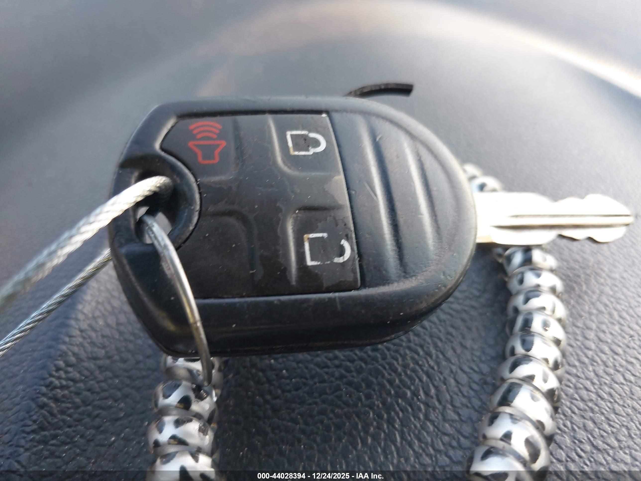 FORD EDGE image 11