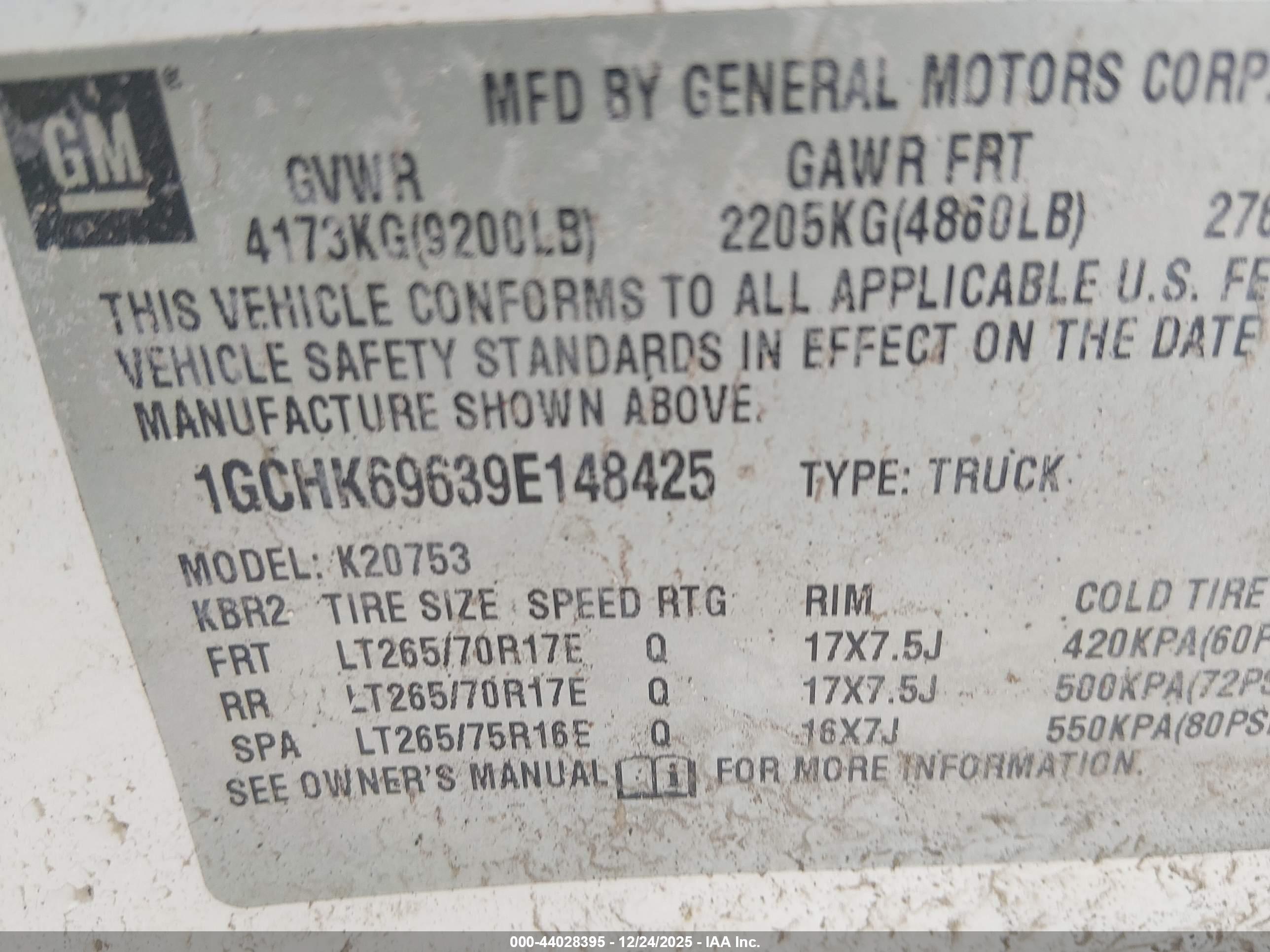 CHEVROLET SILVERADO image 9