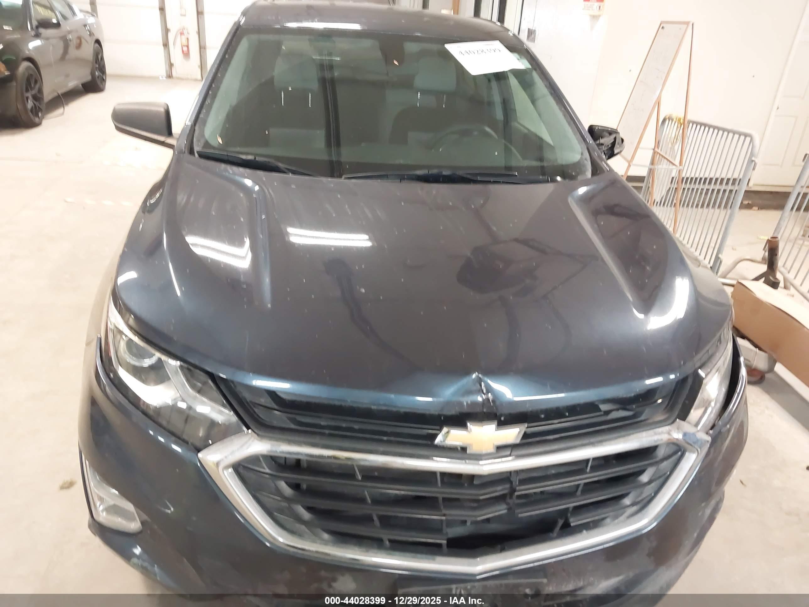 CHEVROLET EQUINOX image 6