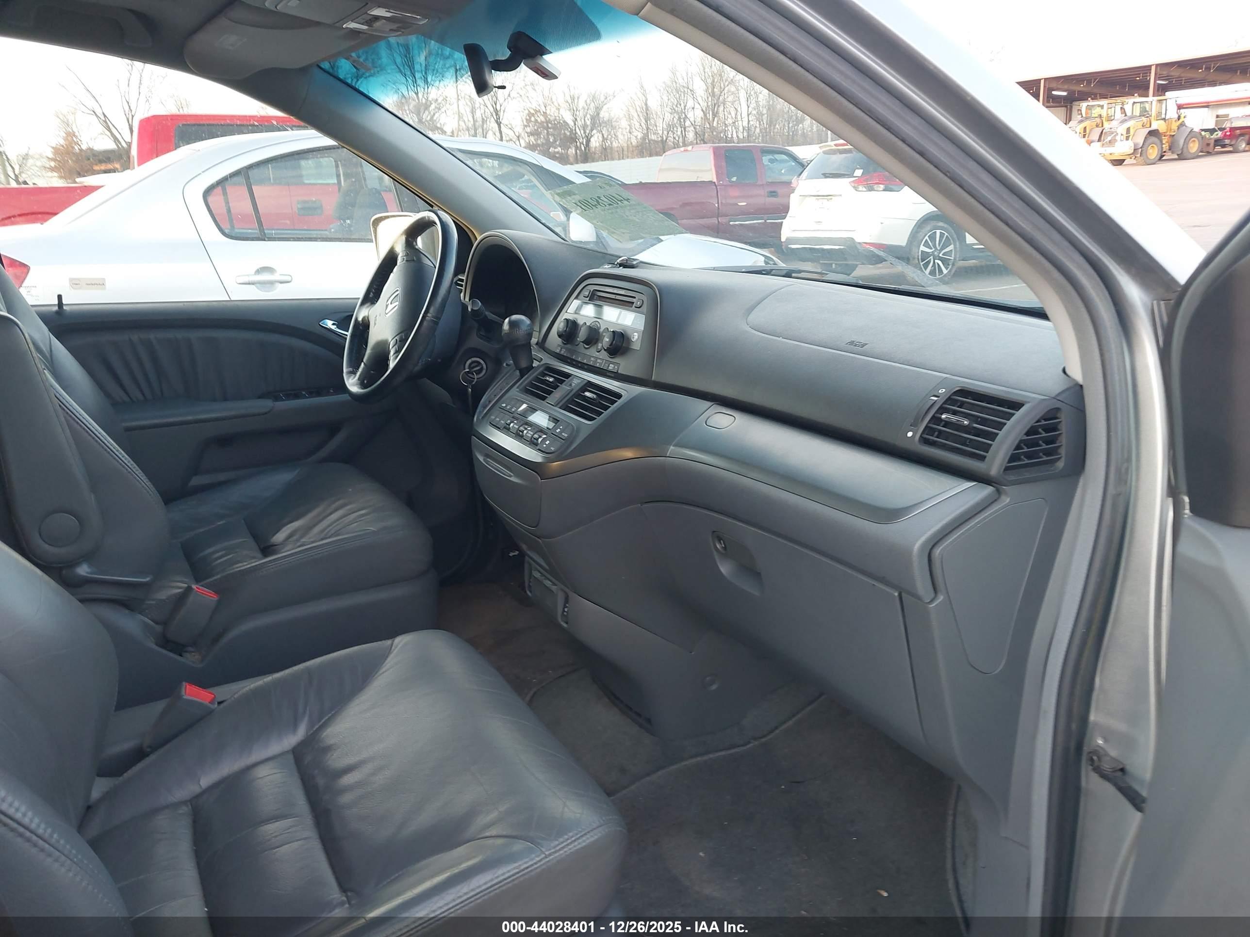 HONDA ODYSSEY image 5