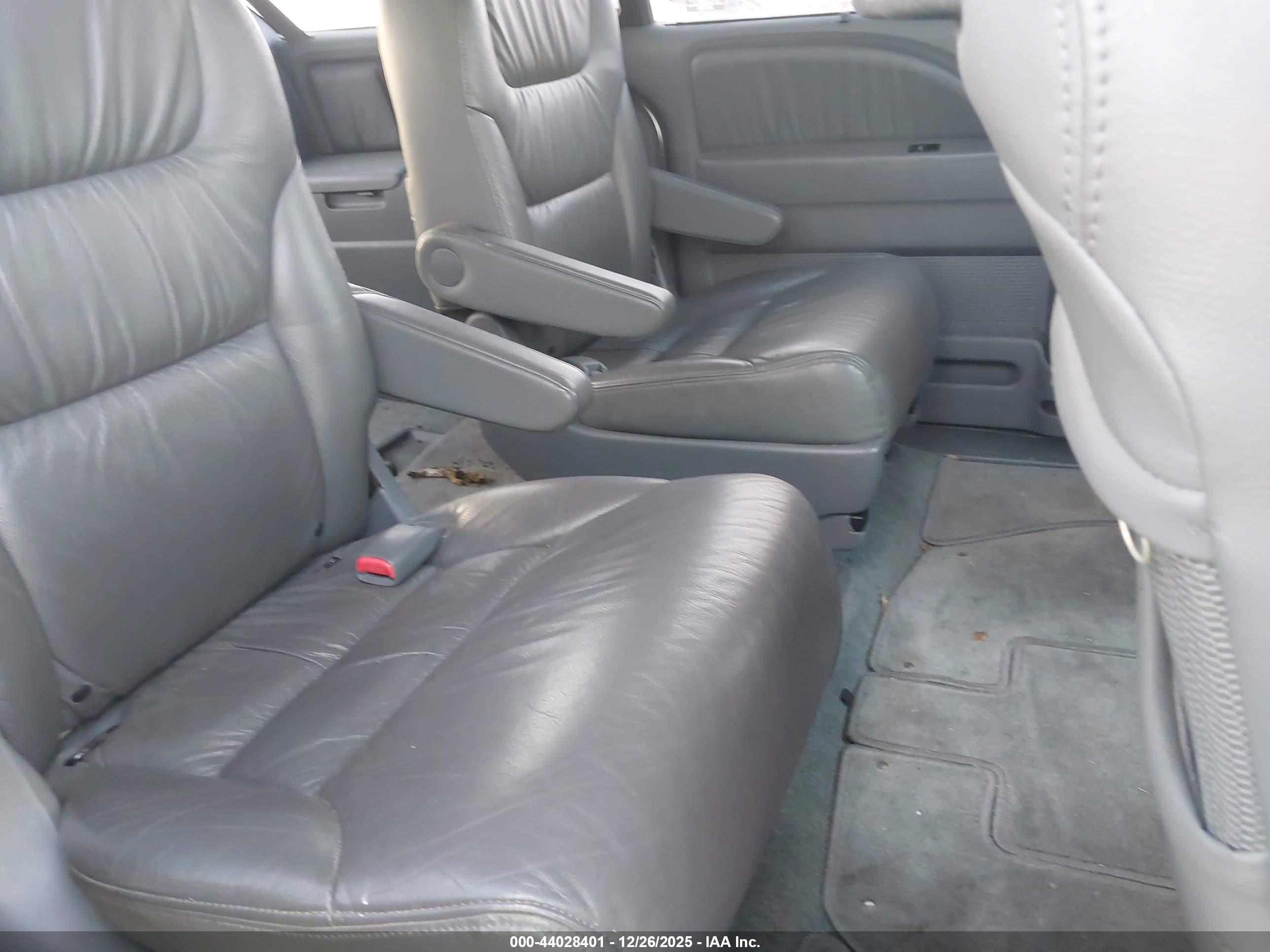 HONDA ODYSSEY image 8