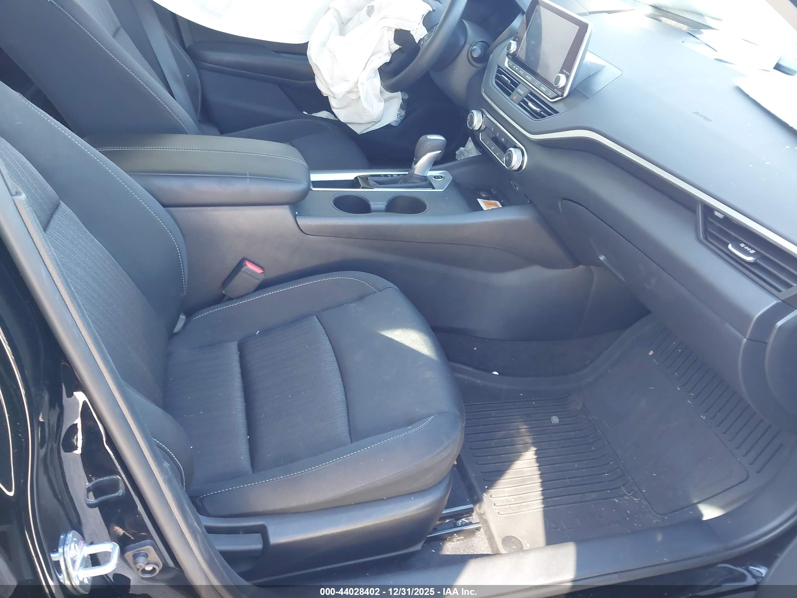 NISSAN ALTIMA image 5