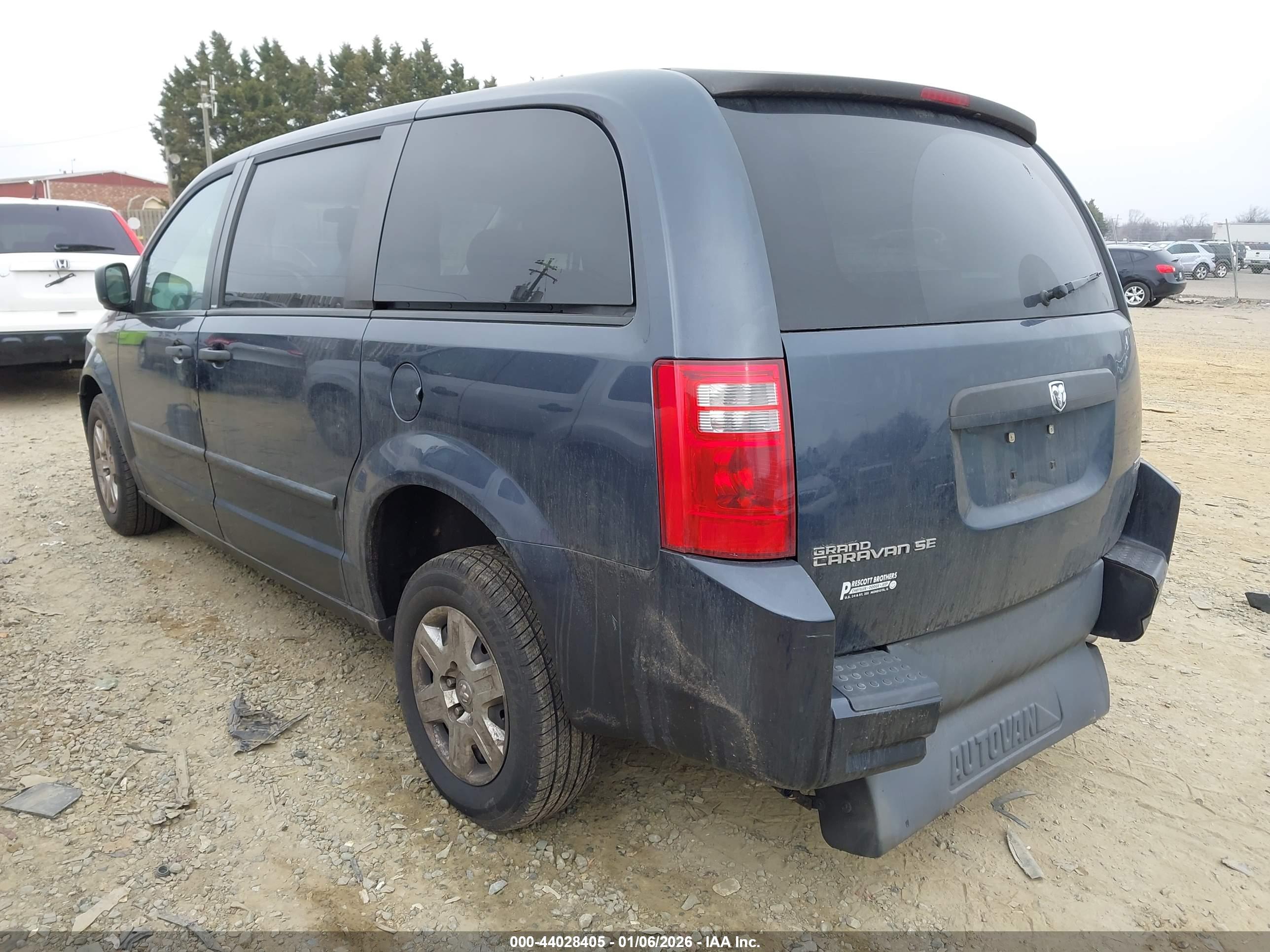 DODGE GRAND image 3