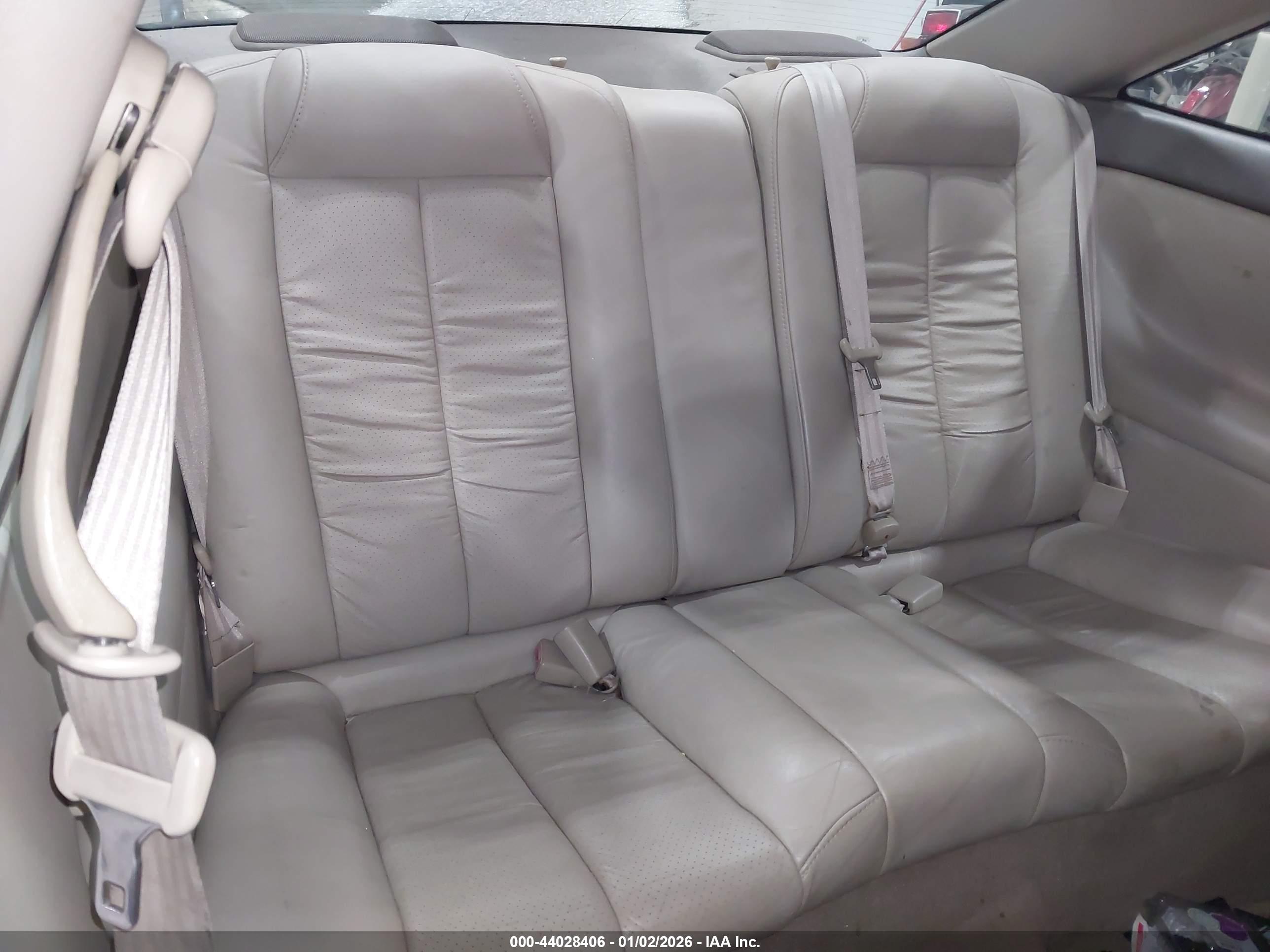 TOYOTA CAMRY image 8