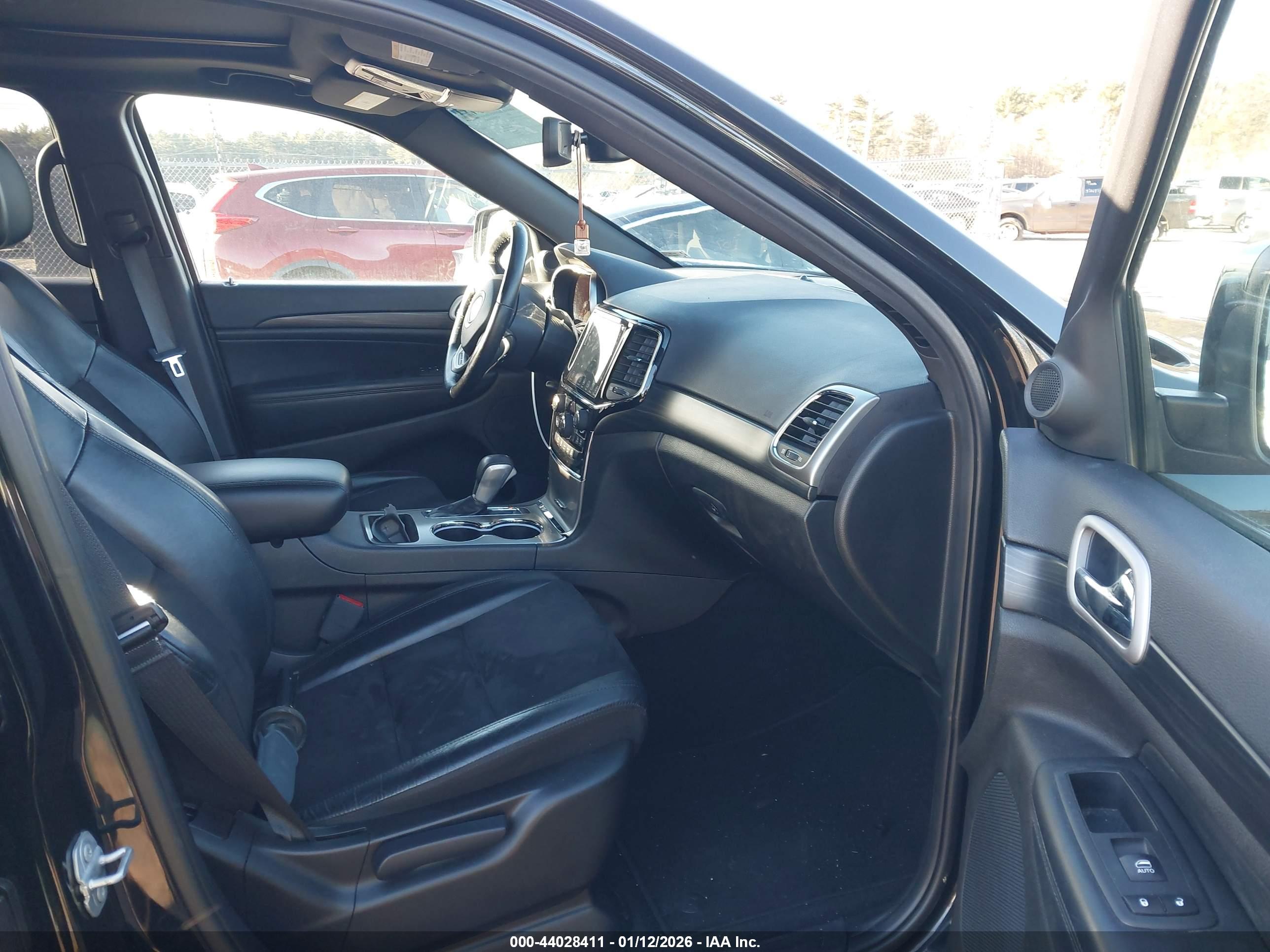 JEEP GRAND image 5