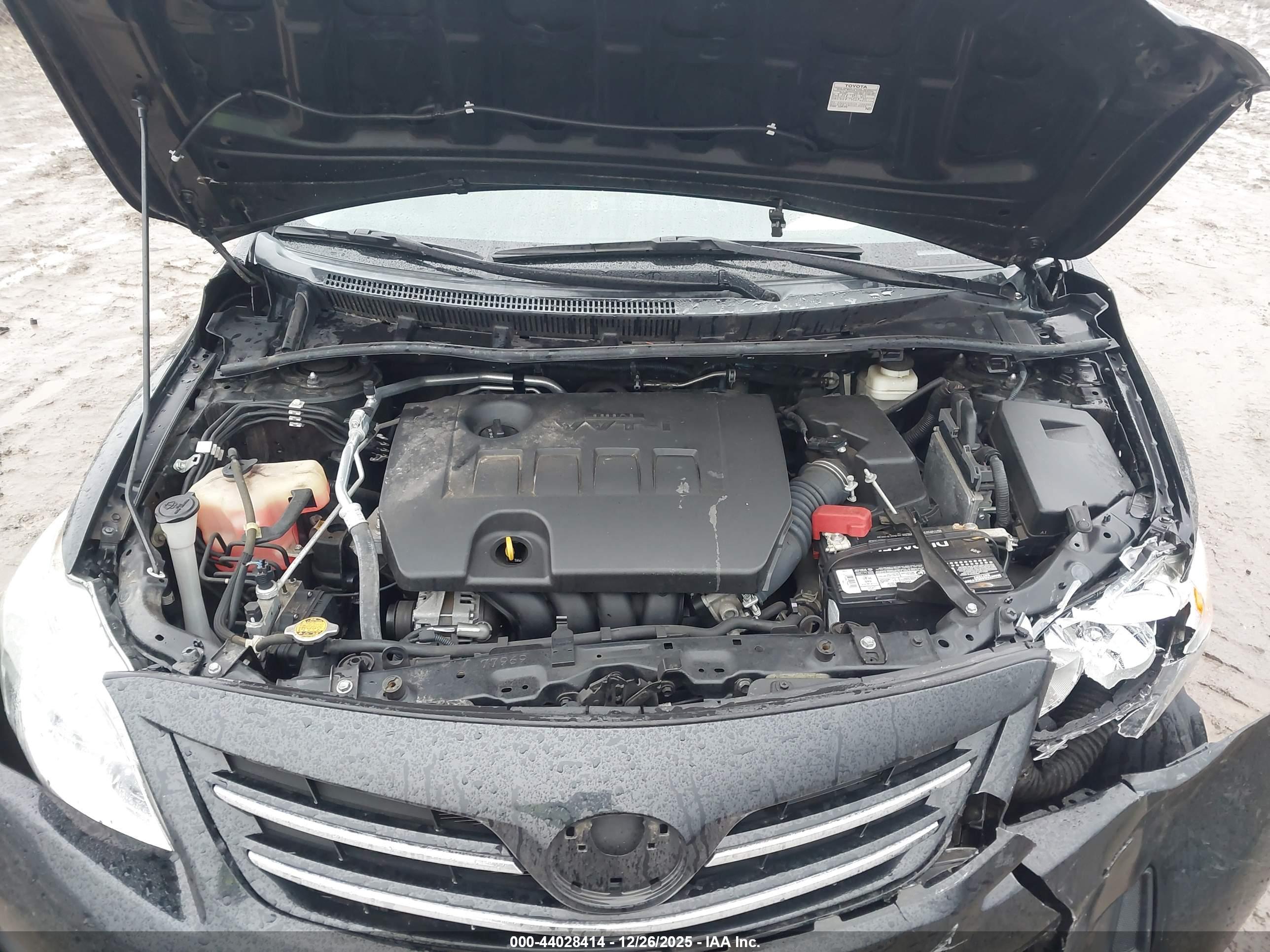 TOYOTA COROLLA image 10