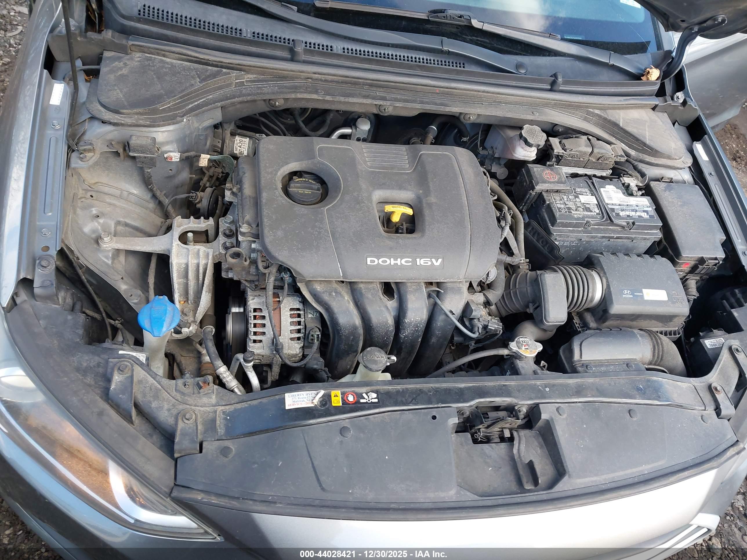 HYUNDAI ELANTRA image 10