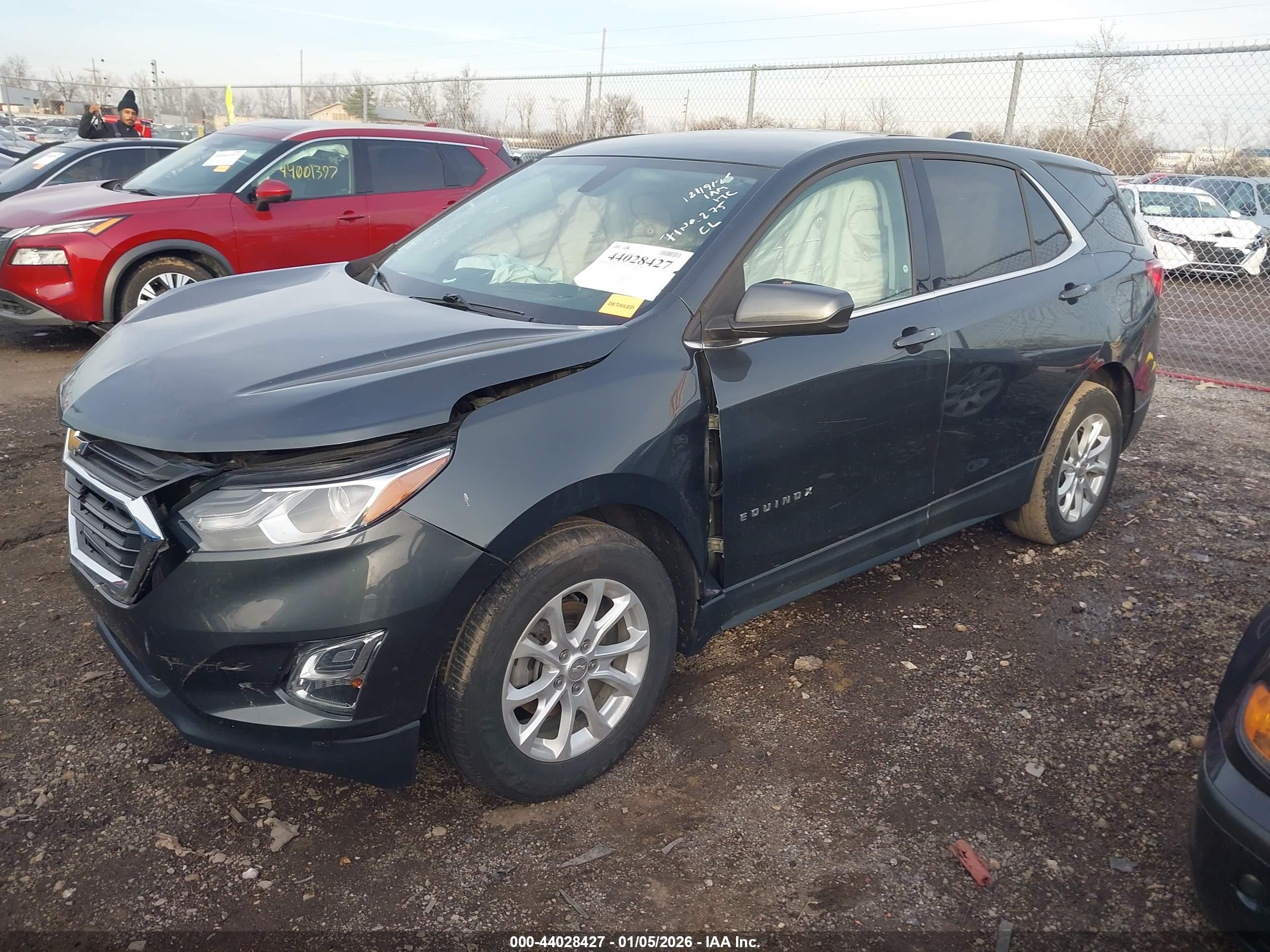 CHEVROLET EQUINOX image 2