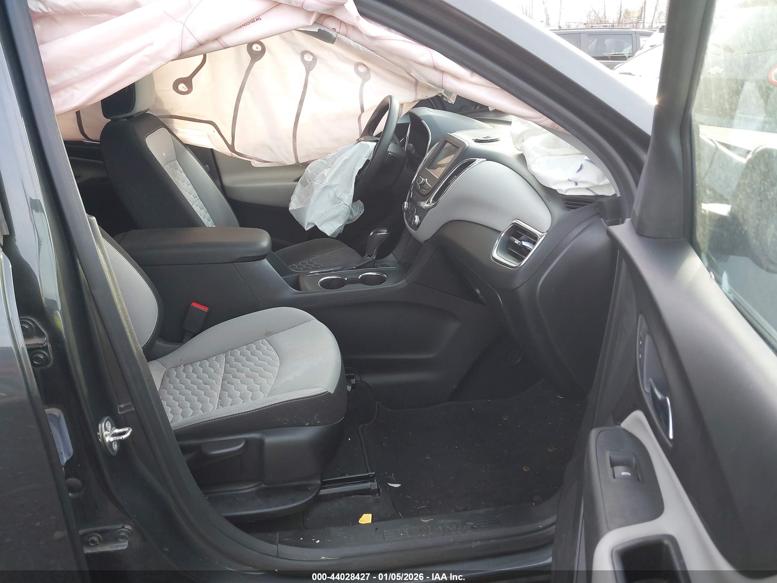 CHEVROLET EQUINOX image 5