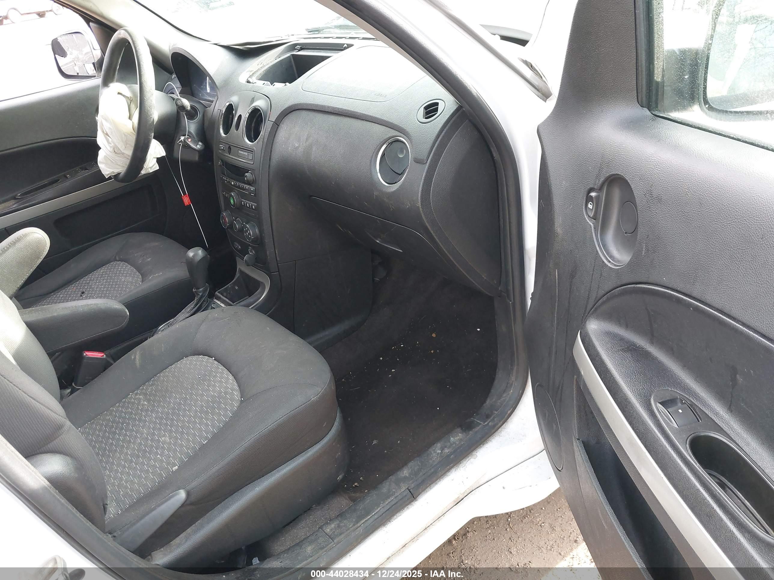 CHEVROLET HHR image 5