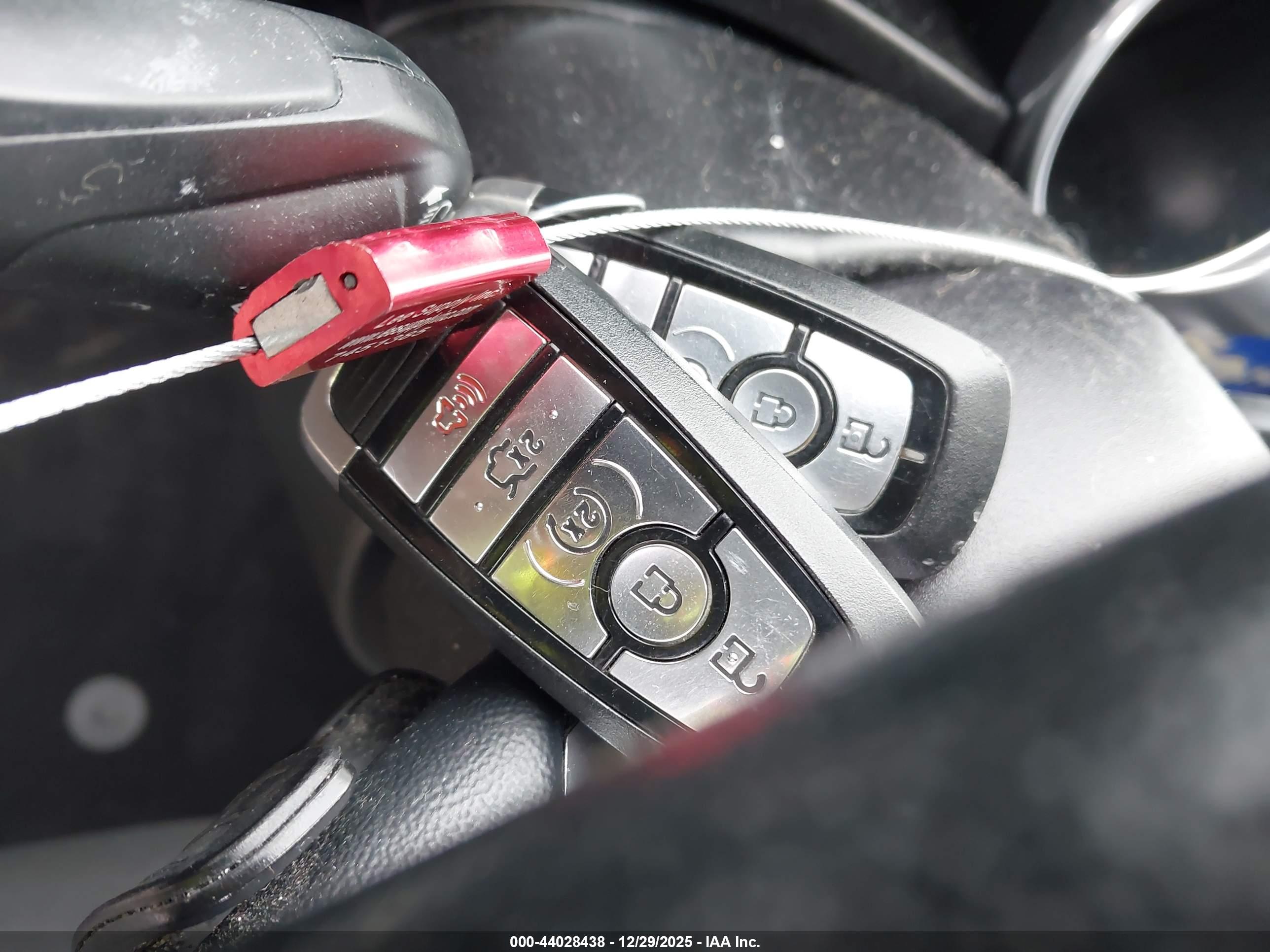 FORD MUSTANG image 11