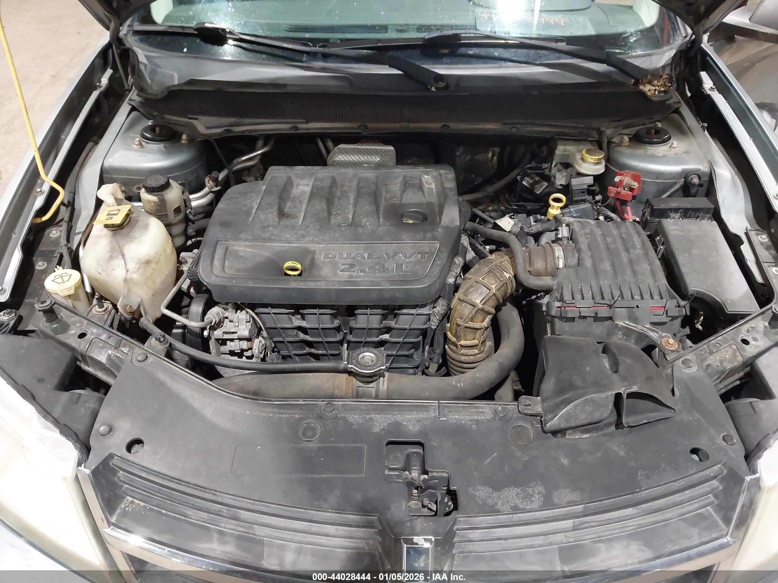 DODGE AVENGER image 10