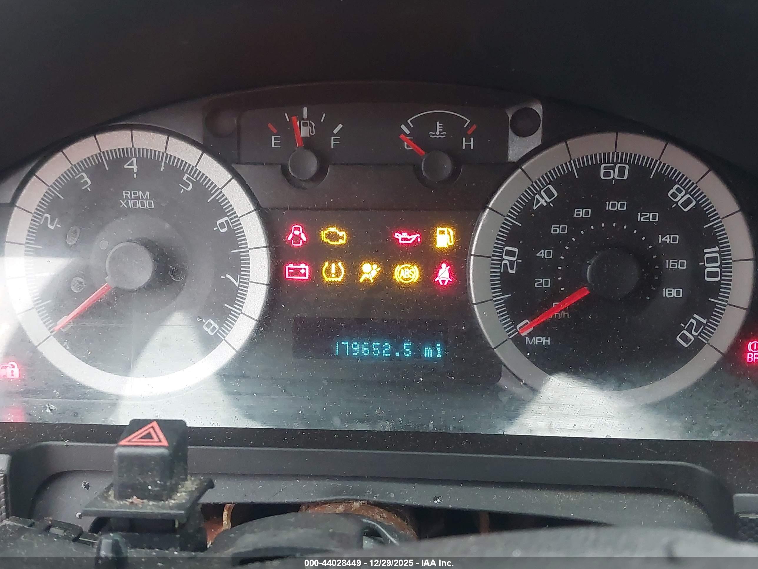 FORD ESCAPE image 7