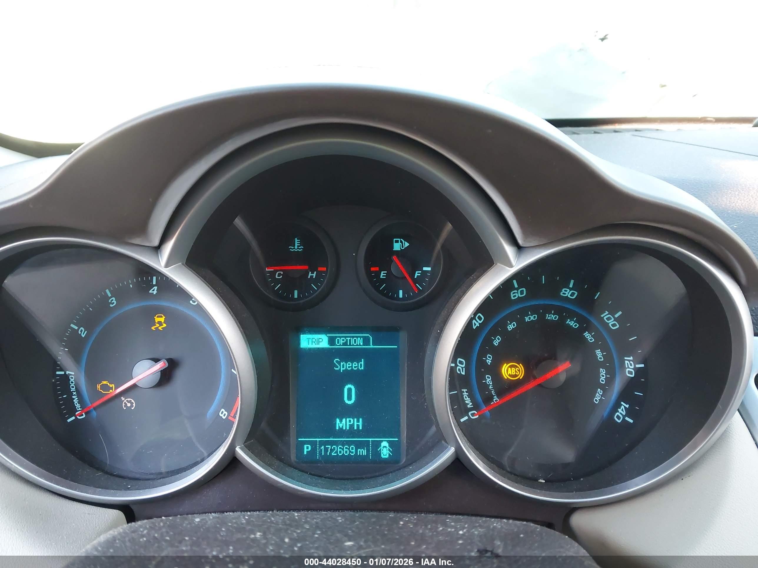 CHEVROLET CRUZE image 7